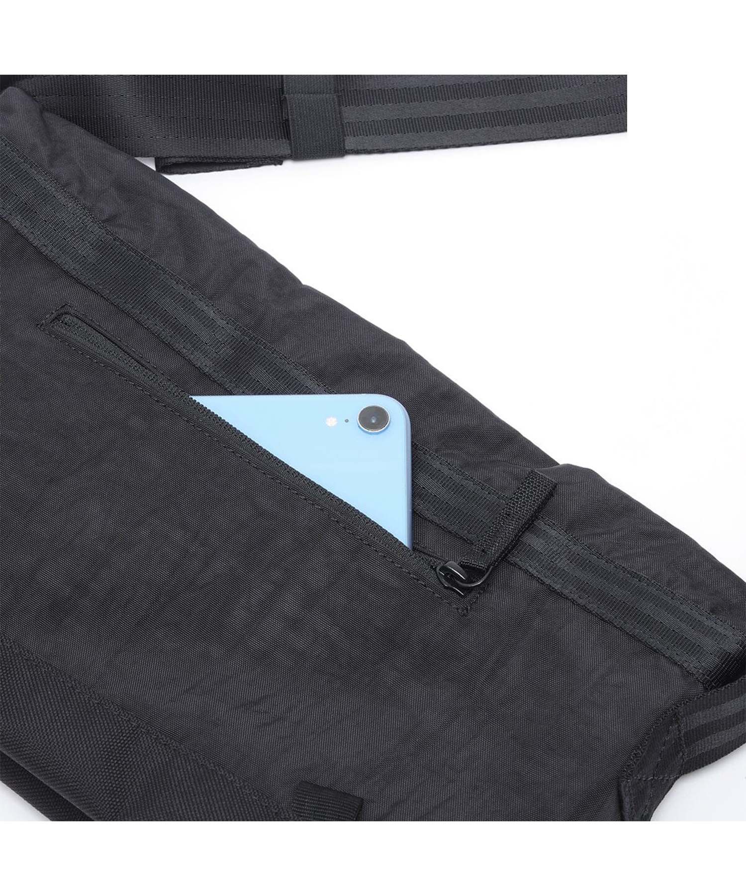 CHROME クローム ショルダーバッグ COURIER FLAP MSNGR クーリエ フラップ メッセンジャー 6L JP242MTBK 5