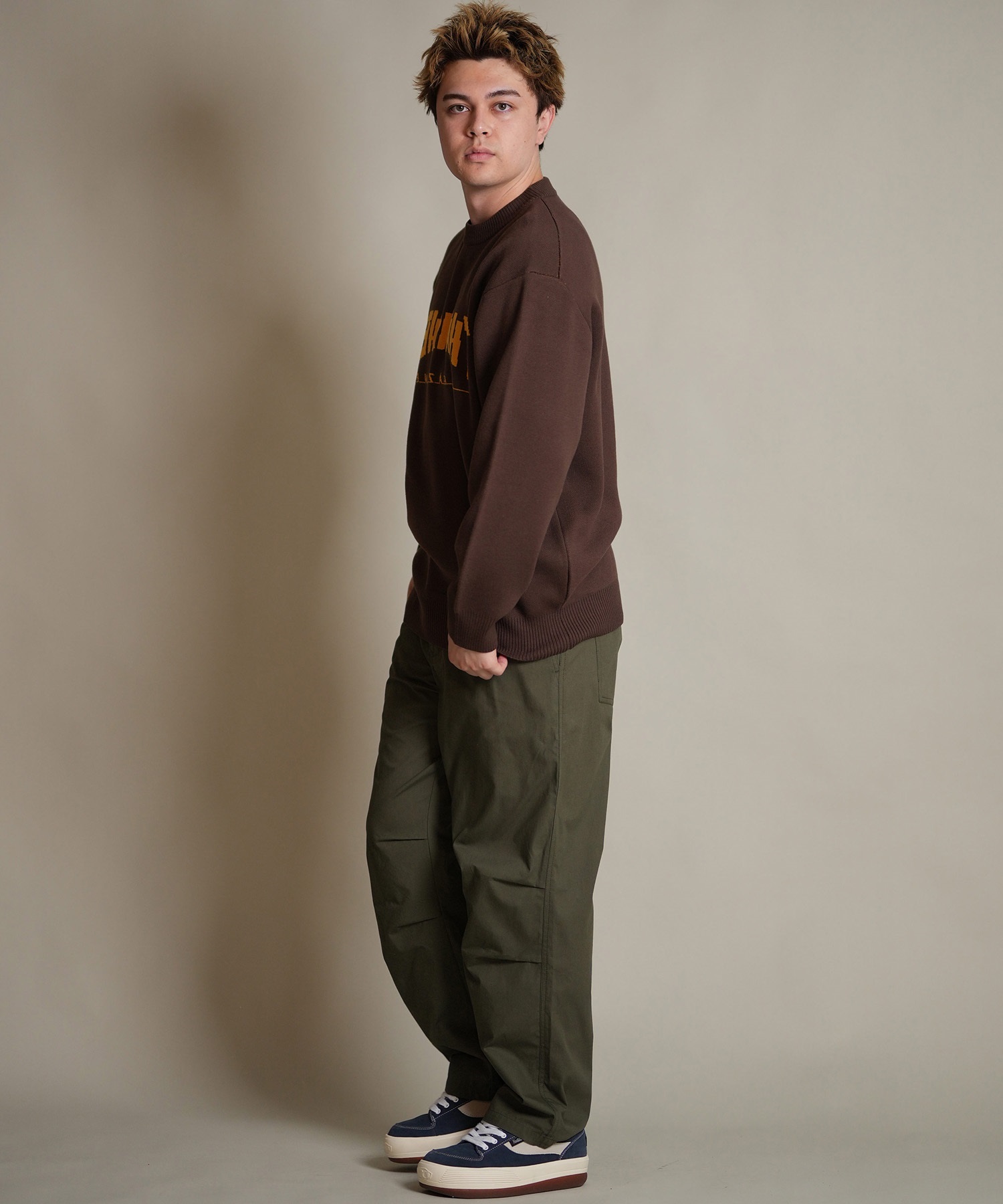 THRASHER スラッシャー ニット セーター メンズ クルーネック 反転ロゴ ジャガード織り 254TH1KN071(BRN-M)