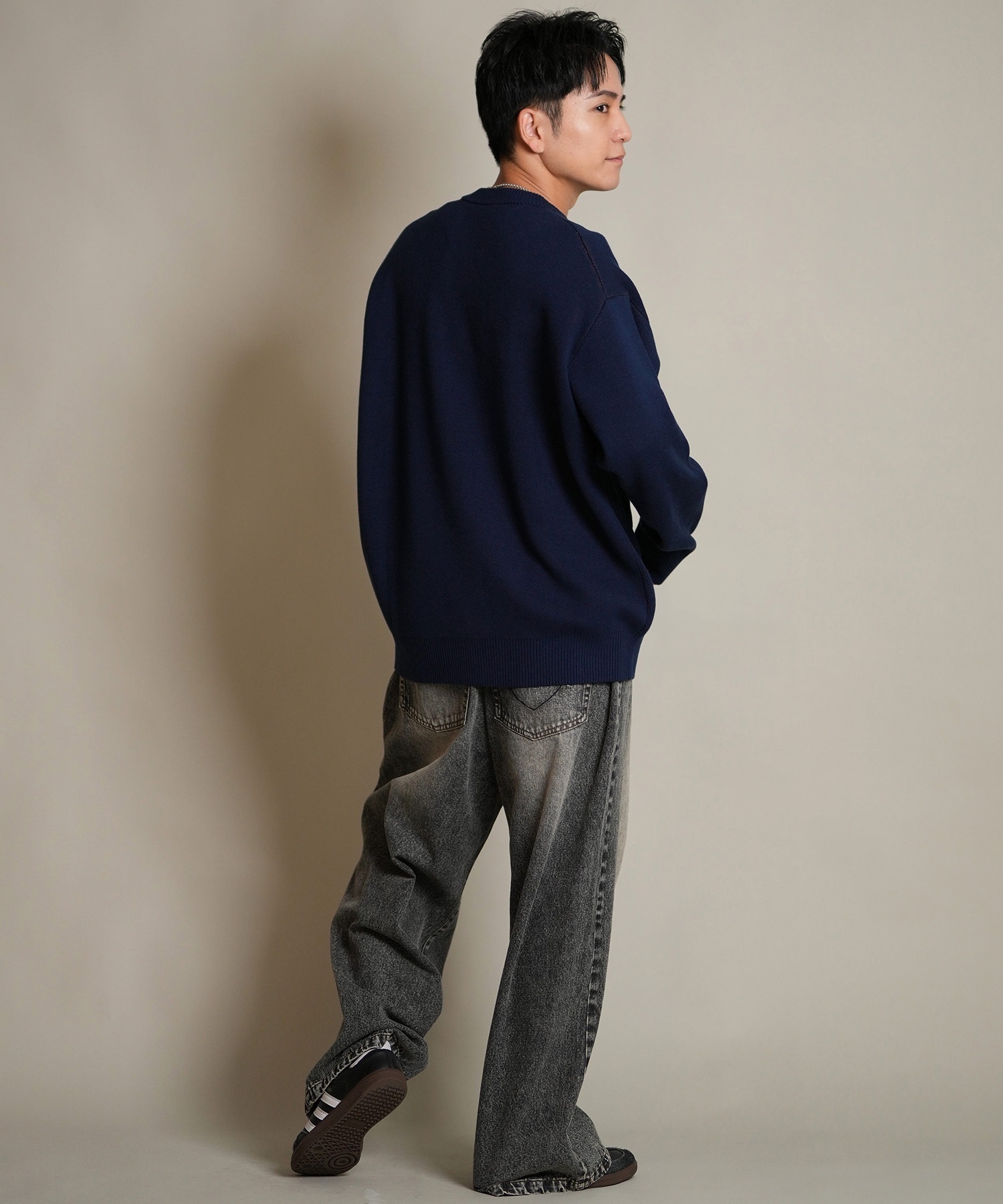 THRASHER スラッシャー ニット セーター メンズ クルーネック 反転ロゴ