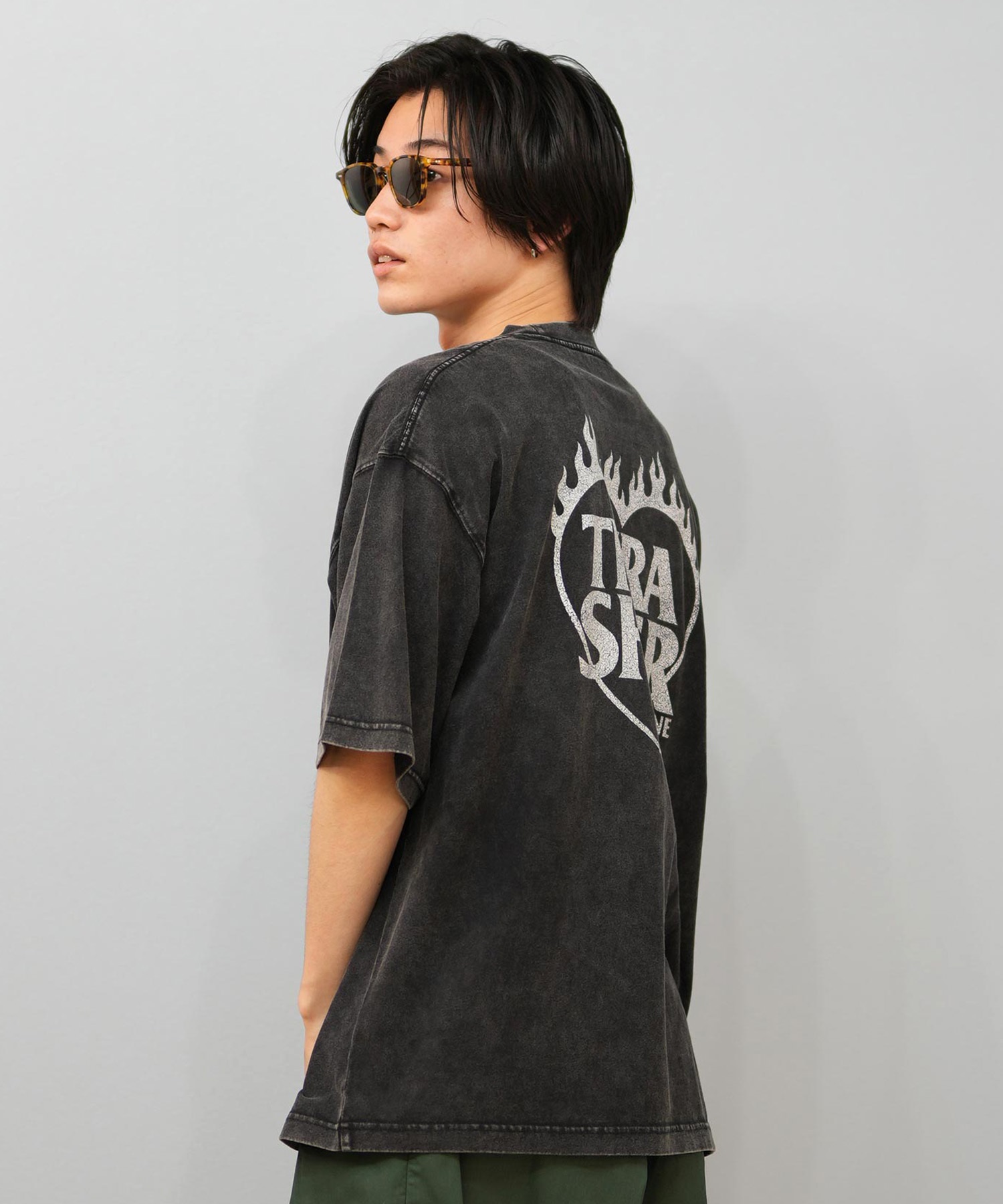 THRASHER スラッシャー 半袖 Tシャツ メンズ バックプリント オーバーサイズ ヴィンテージ加工 253TH1ST044 ムラサキスポーツ限定(WHT-M)