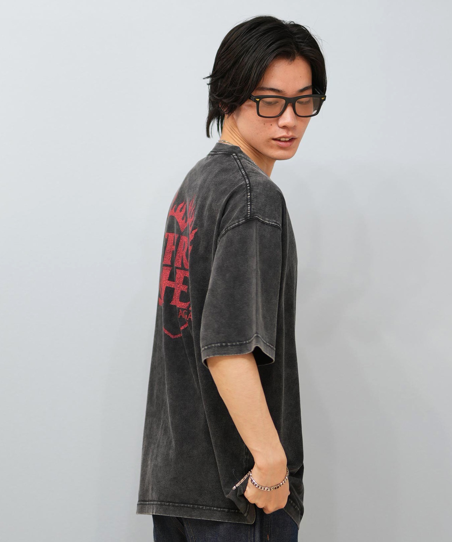 THRASHER スラッシャー 半袖 Tシャツ メンズ バックプリント オーバーサイズ ヴィンテージ加工 253TH1ST044 ムラサキスポーツ限定(WHT-M)