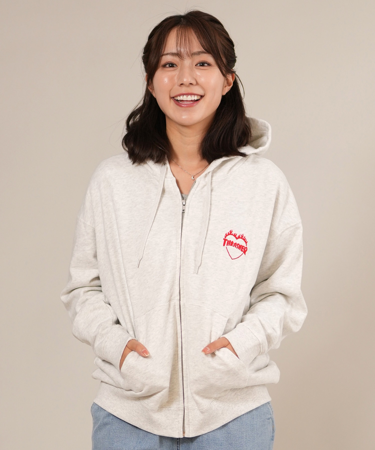 THRASHER スラッシャー ジップアップ パーカー レディース スウェット