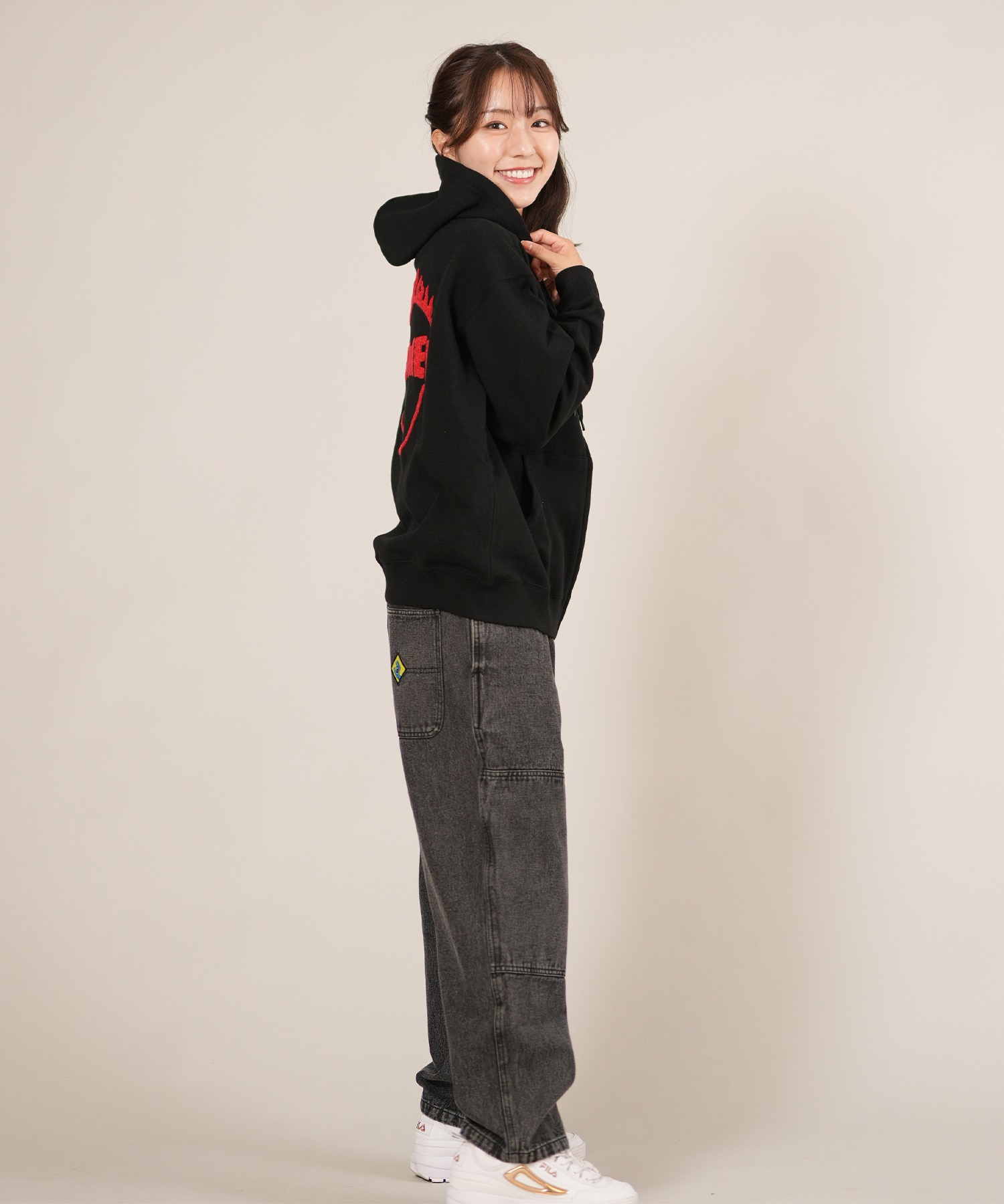 THRASHER スラッシャー ジップアップ パーカー レディース スウェット