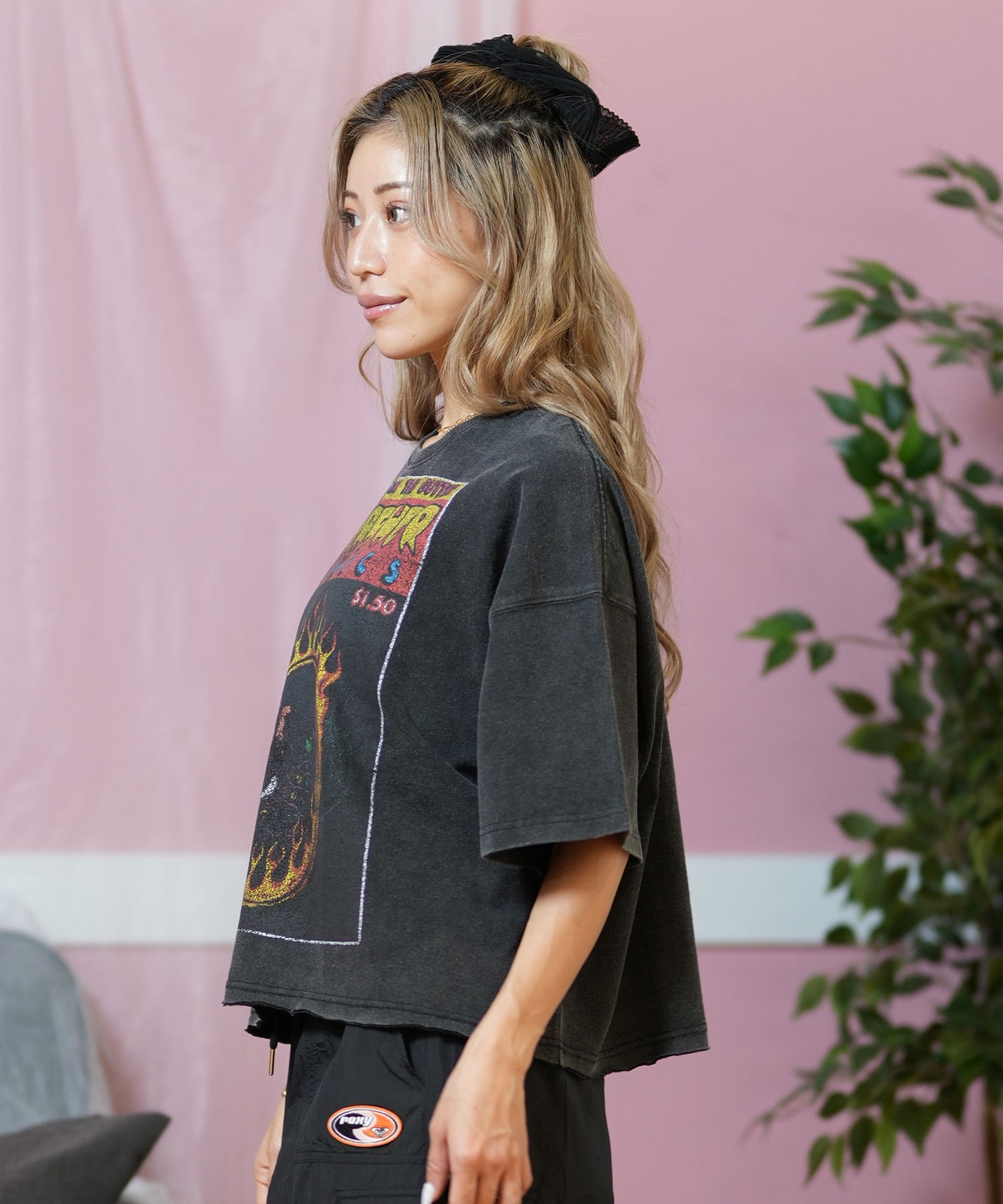 THRASHER スラッシャー 半袖 Tシャツ レディース コミックプリント クロップド丈 252TH2ST026(BLK-1-FREE)