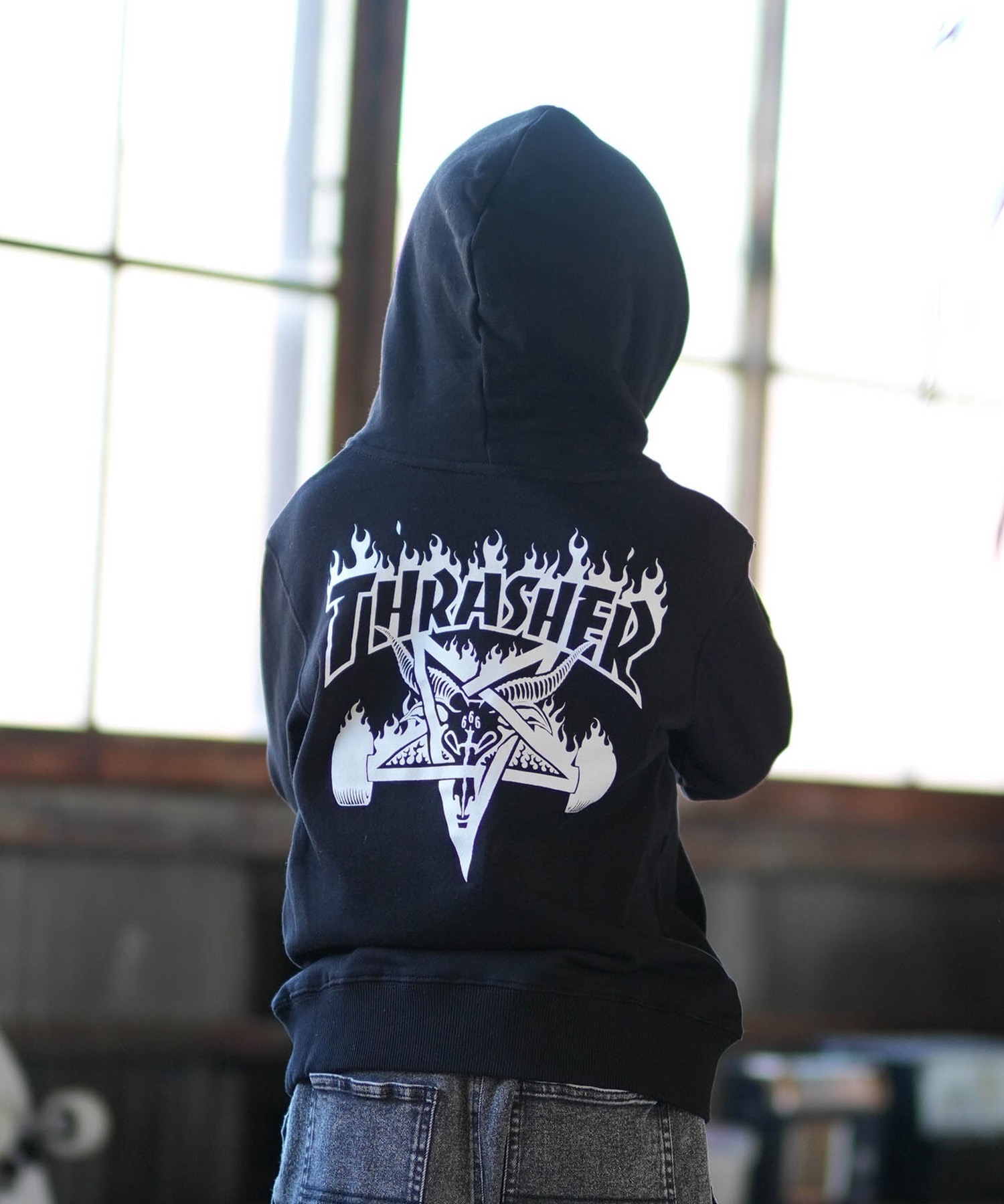 THRASHER スラッシャー プルオーバー パーカー キッズ ジュニア 子供