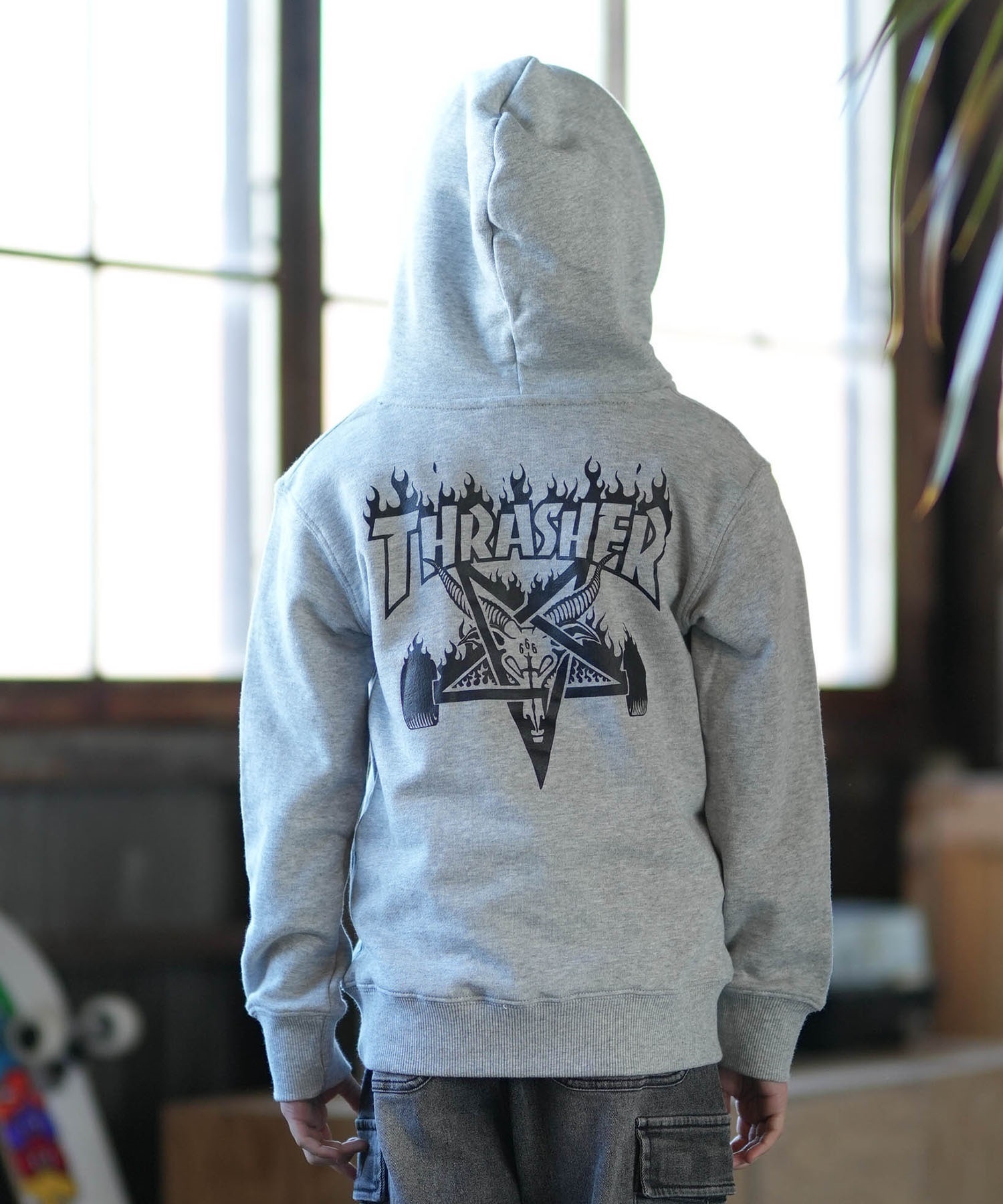 完売品 希少 the GazettE THRASHER コラボ パーカー theGazettE THRASHER コラボ パーカー theGazettE THRASHER コラボ
