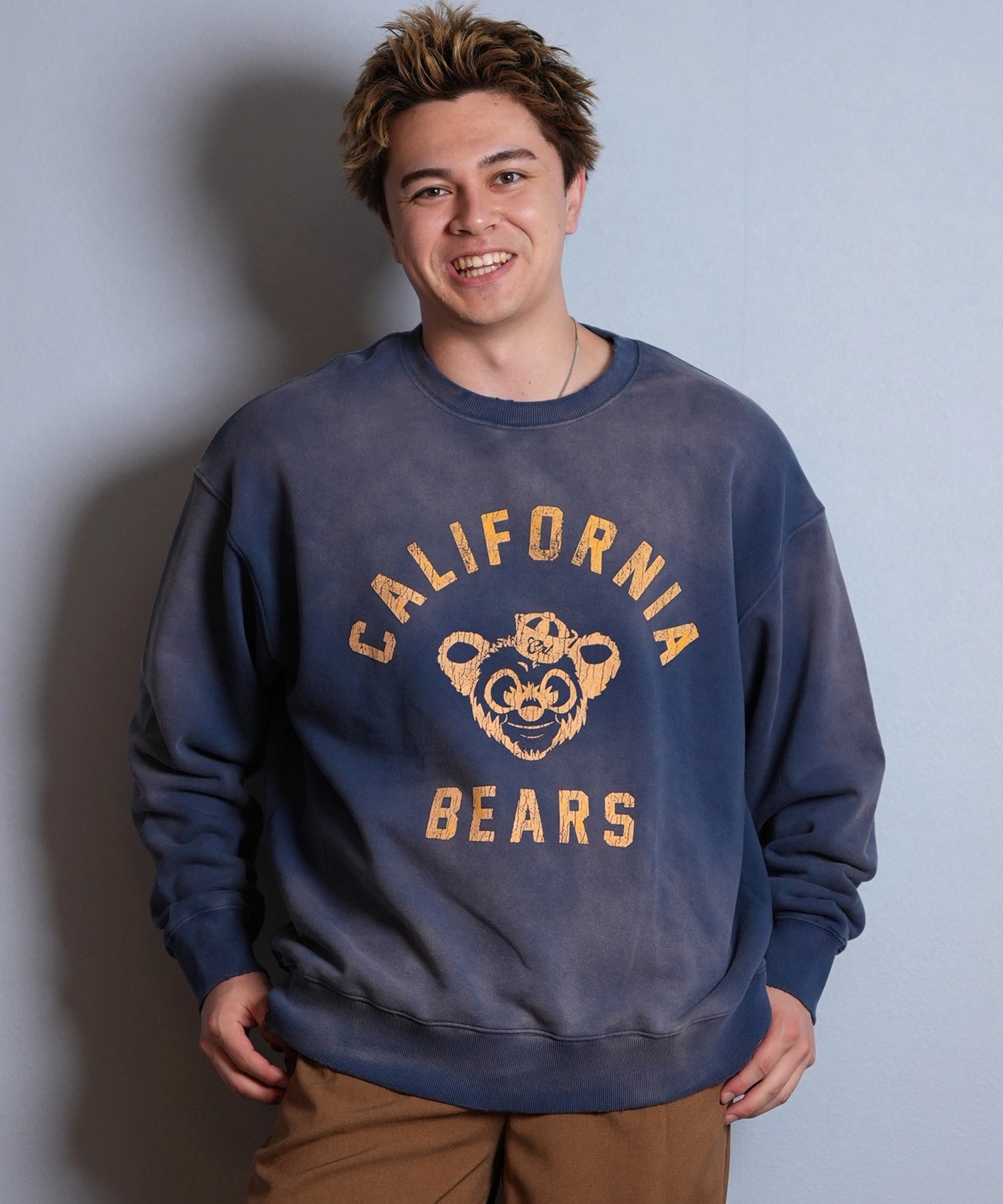 DEAR LAUREL ディアローレル トレーナー スウェット メンズ クルーネック カレッジロゴ風 ヴィンテージ加工 裏毛 Vintage Crew D25F-1101(BLK-M)