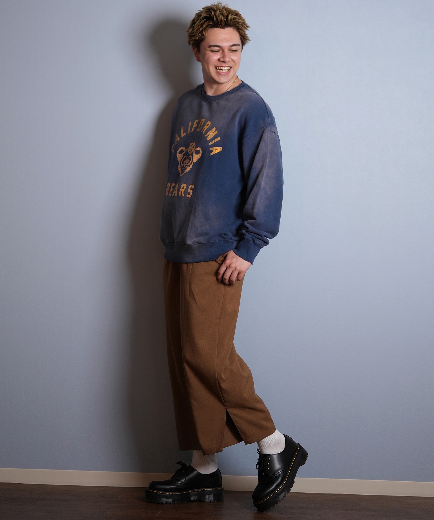 DEAR LAUREL ディアローレル トレーナー スウェット メンズ クルーネック カレッジロゴ風 ヴィンテージ加工 裏毛 Vintage Crew D25F-1101(BLK-M)
