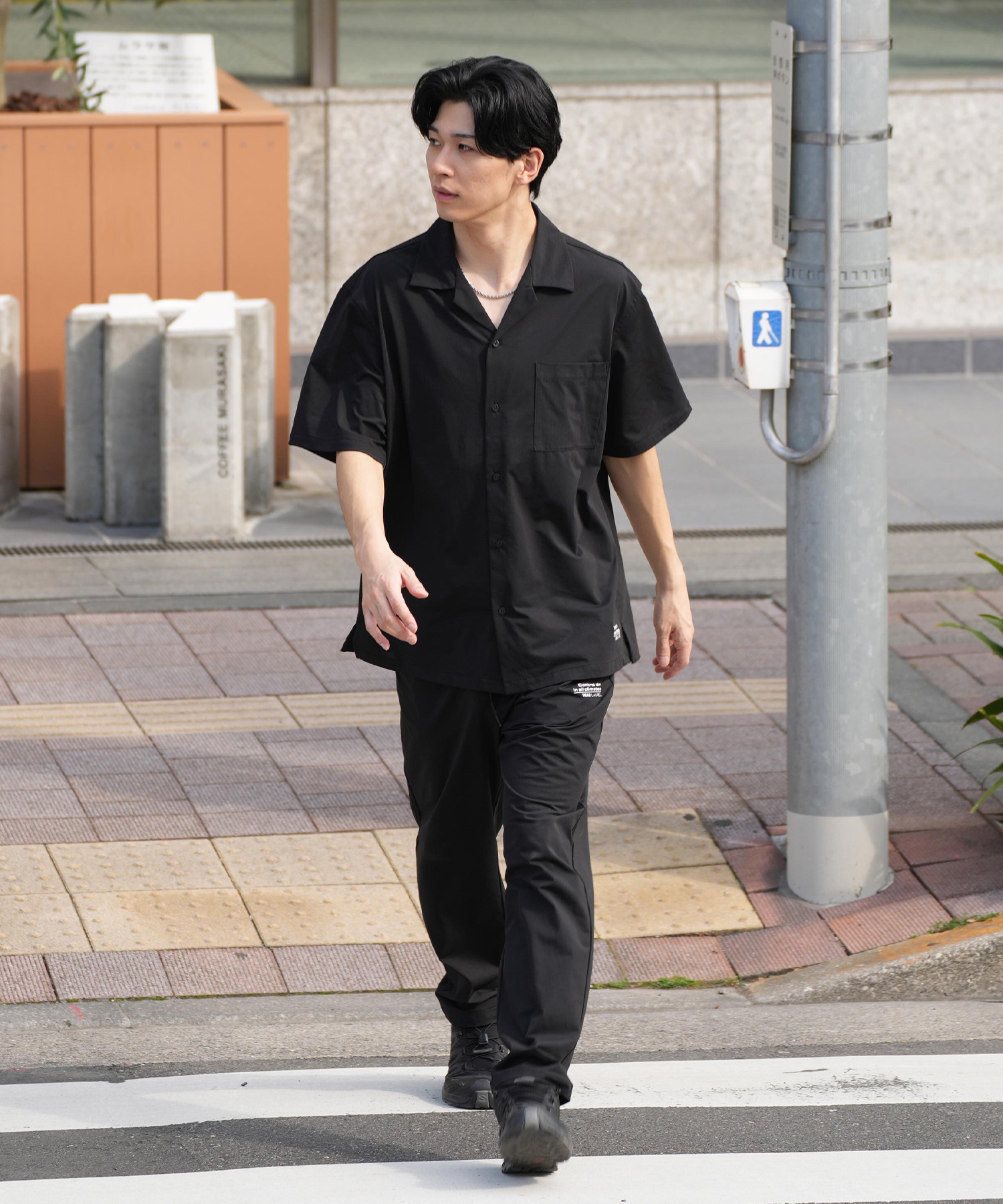 DEAR LAUREL ディアローレル 半袖 シャツ メンズ ワンポイント ロゴ シンプル 接触冷感 セットアップ対応 D25S2401(BLK-M)