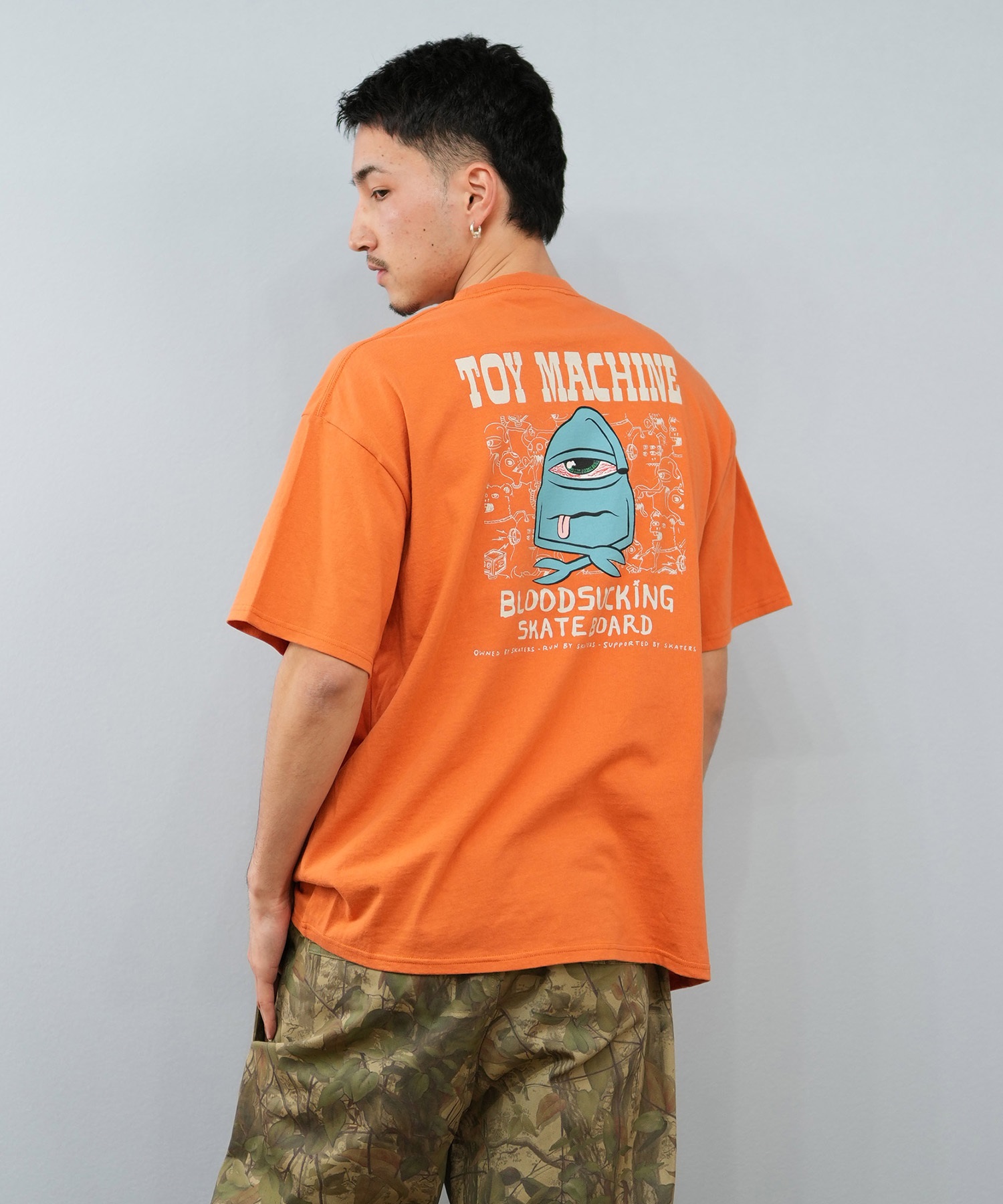 TOY MACHINE トイマシーン 半袖 Tシャツ メンズ バックプリント オーバーサイズ MTMSFST5 ムラサキスポーツ限定(WHITE-M)