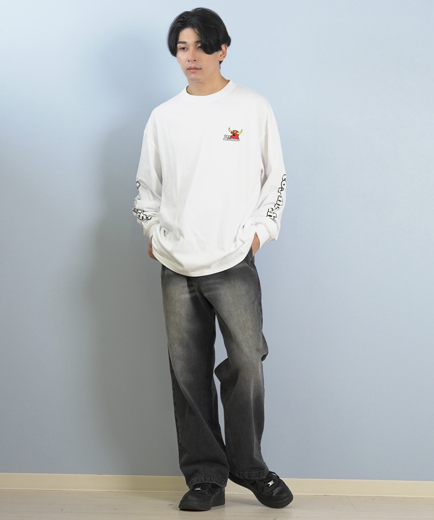 TOY MACHINE トイマシーン 長袖 Tシャツ ロンT メンズ バックプリント 袖プリント ロゴ オーバーサイズ MTMFFLT2(WHITE-M)
