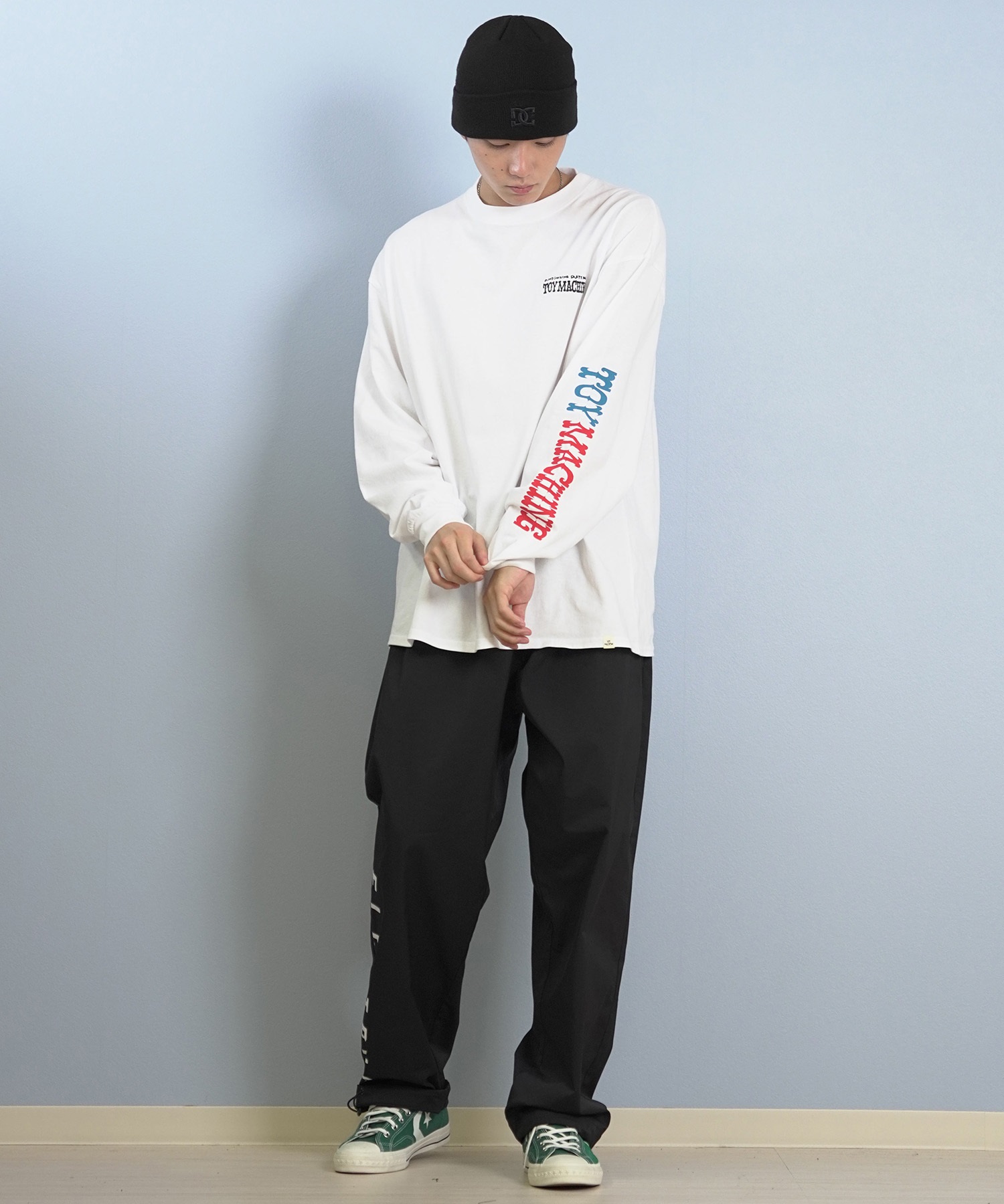 TOY MACHINE トイマシーン 長袖 Tシャツ ロンT メンズ バックプリント 袖プリント ロゴ オーバーサイズ MTMFFLT3(WHITE-M)