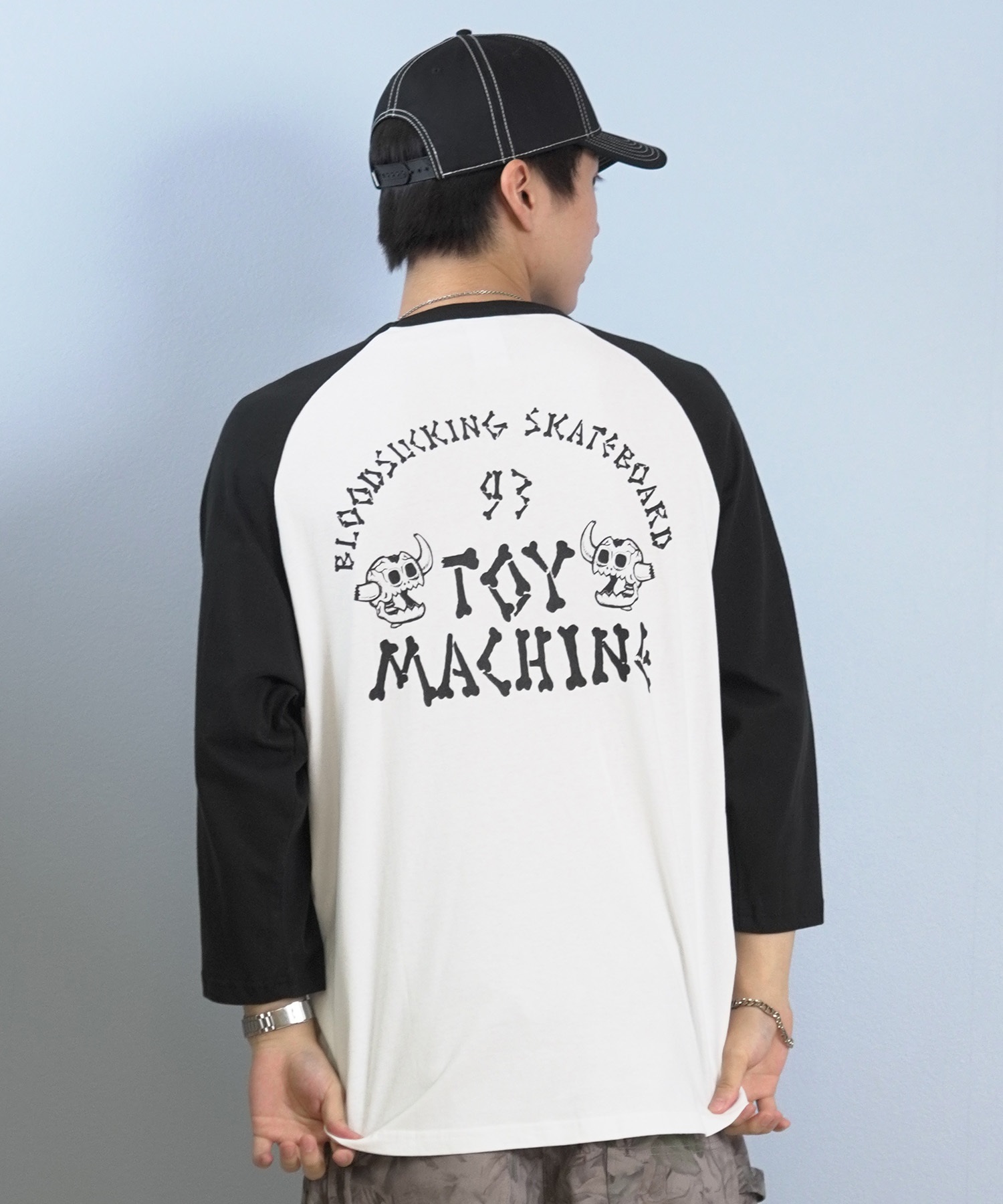 TOY MACHINE トイマシーン 七分 長袖 Tシャツ ロンT メンズ ラグラン バックプリント ロゴ オーバーサイズ MTMFFLT4(WHT3-M)