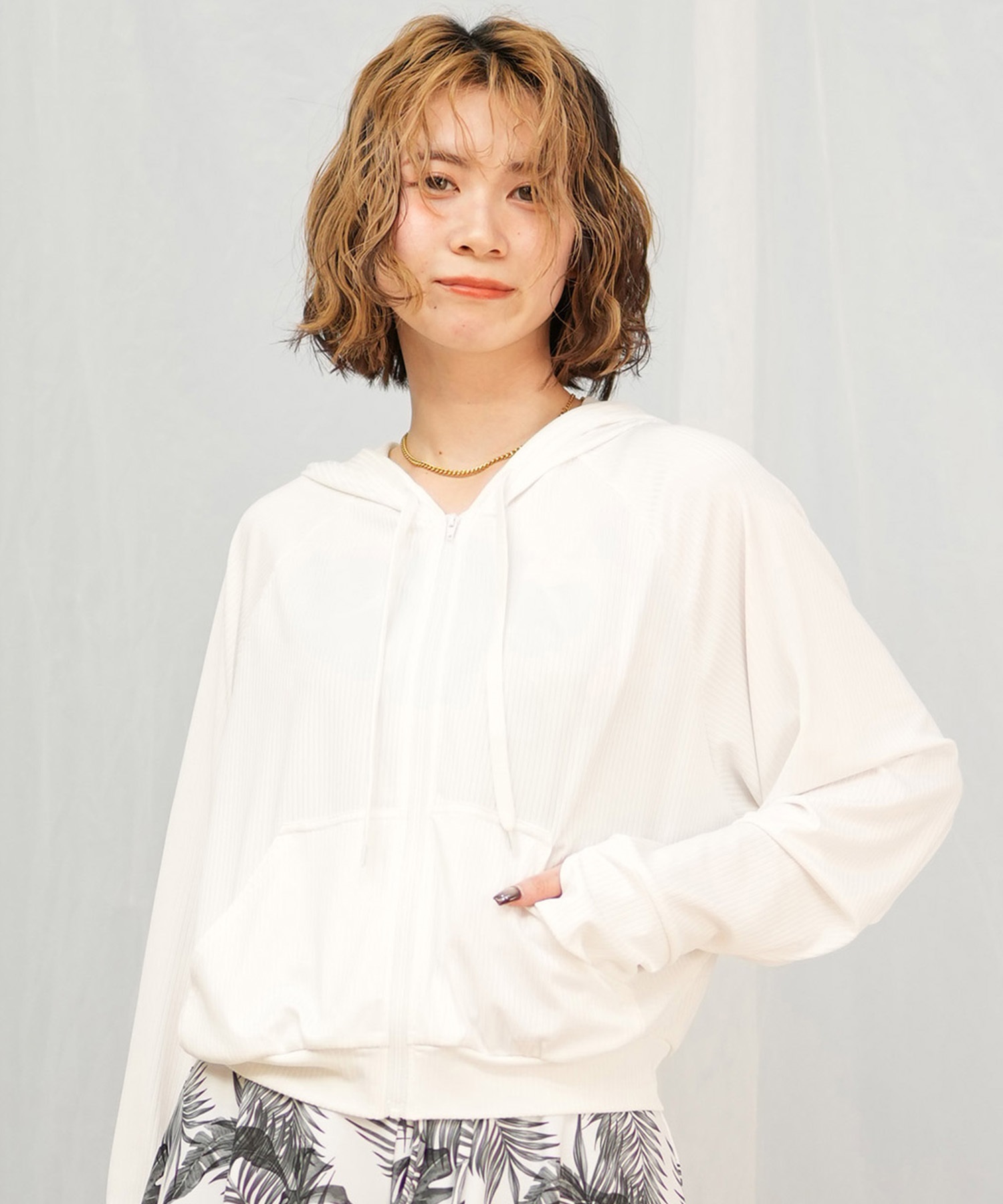 Beach Queen ビーチクイーン 長袖ラッシュ UVケアラッシュガード