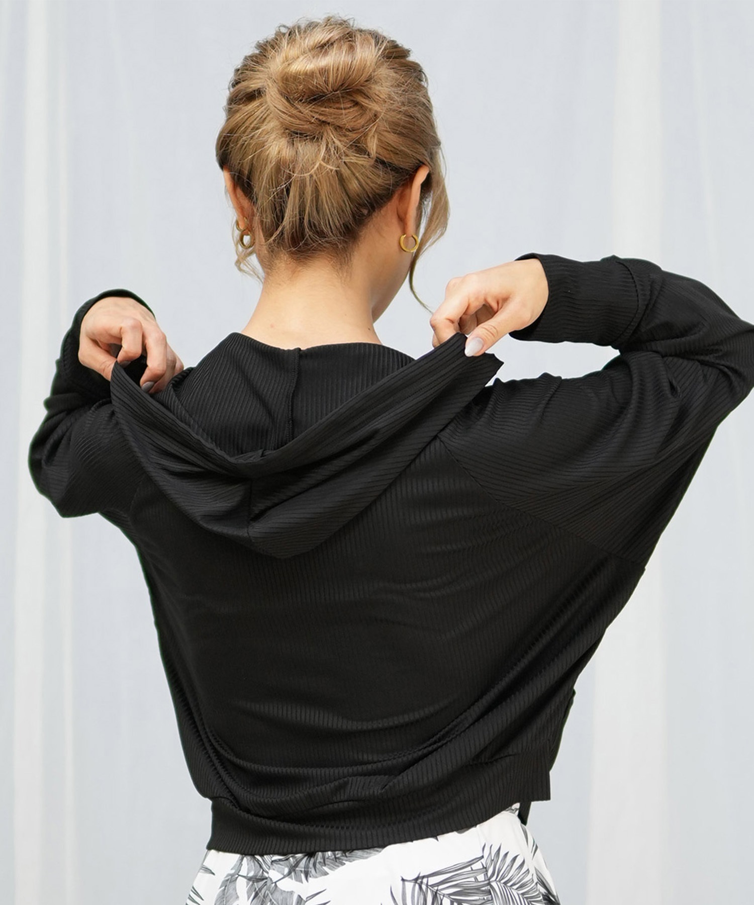 Beach Queen ビーチクイーン 長袖ラッシュ UVケアラッシュガード