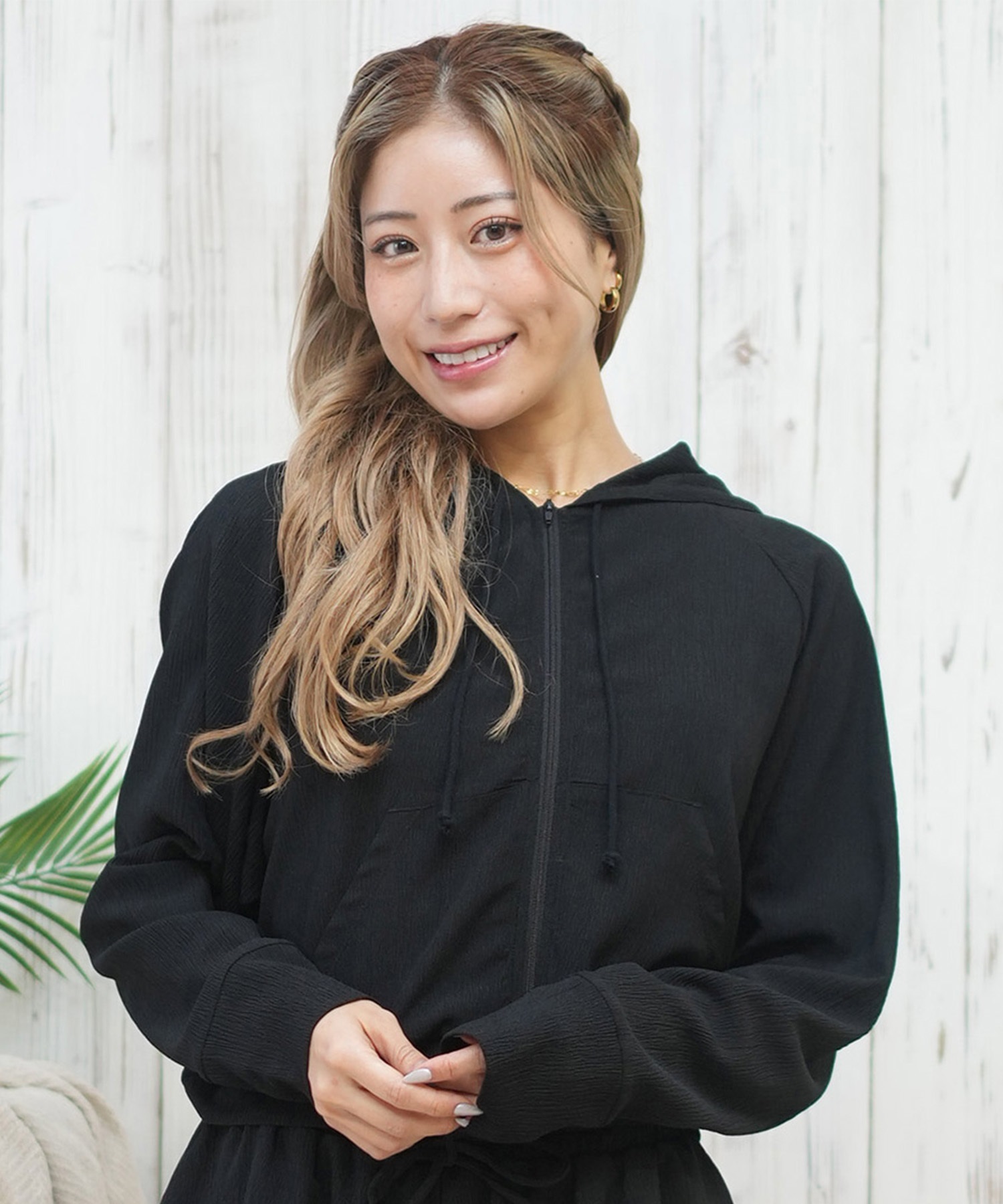 Beach Queen ビーチクイーン 長袖ラッシュ UVケアラッシュガード