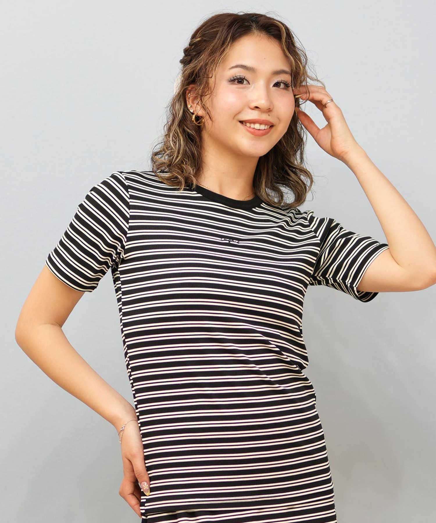 Ungrid アングリッド 水着 レディース ラッシュガード 半袖 Tシャツ ボーダー柄 水陸両用 UVカット 250301(BK-M)