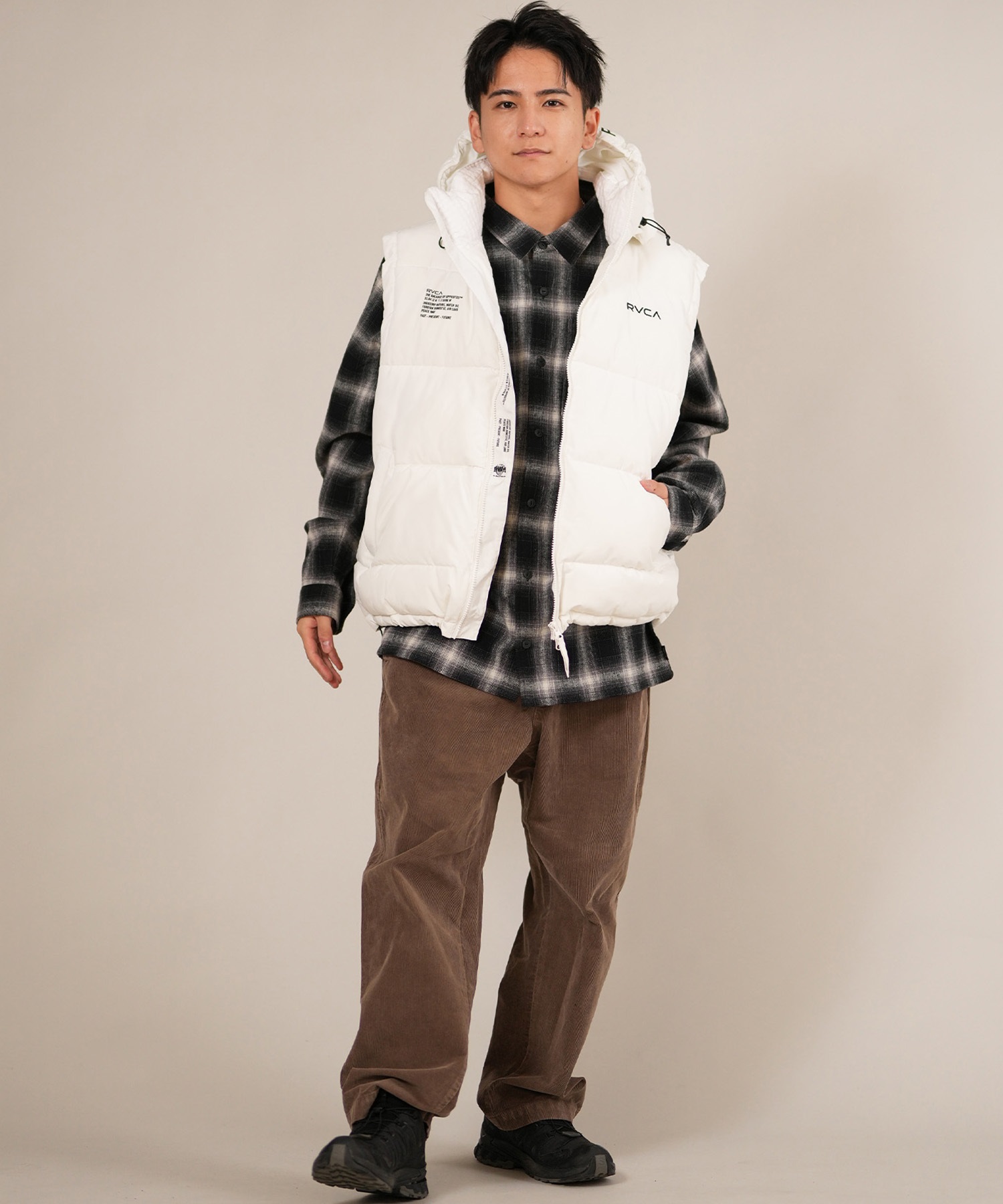 RVCA ルーカ ダウン ベスト メンズ シンプル バックプリント ロゴ WOLDWIDE BK ARCH ZIPHD JK BF042-762(BLK-S)