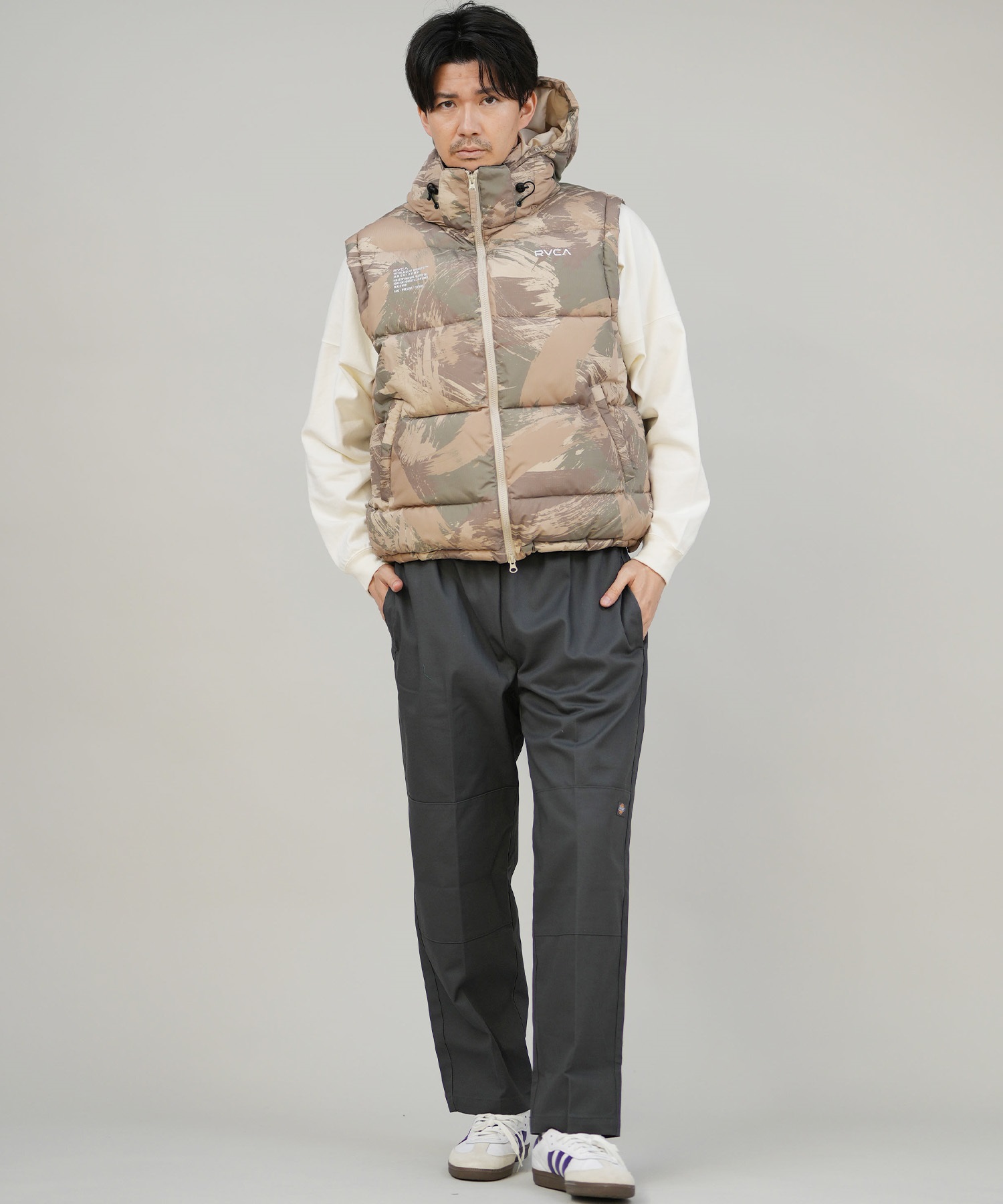 RVCA ルーカ ダウン ベスト メンズ シンプル バックプリント ロゴ WOLDWIDE BK ARCH ZIPHD JK BF042-762(BLK-S)