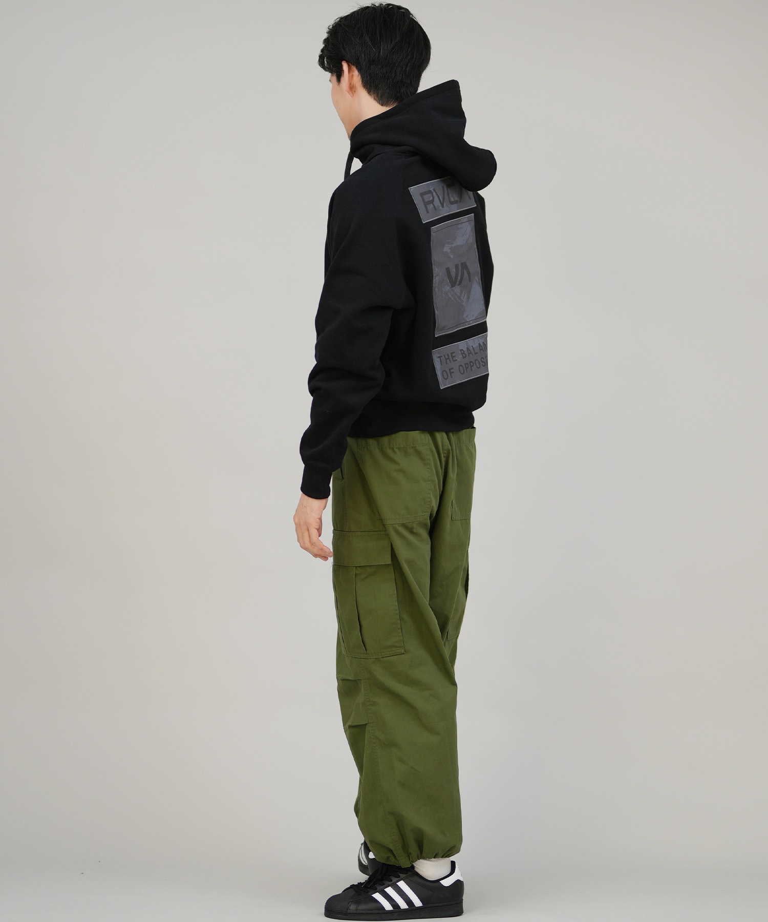 RVCA ルーカ プルオーバー パーカー メンズ バックプリント 裏起毛 THREE BOX RVCA HD BF042-011(BLK-S)