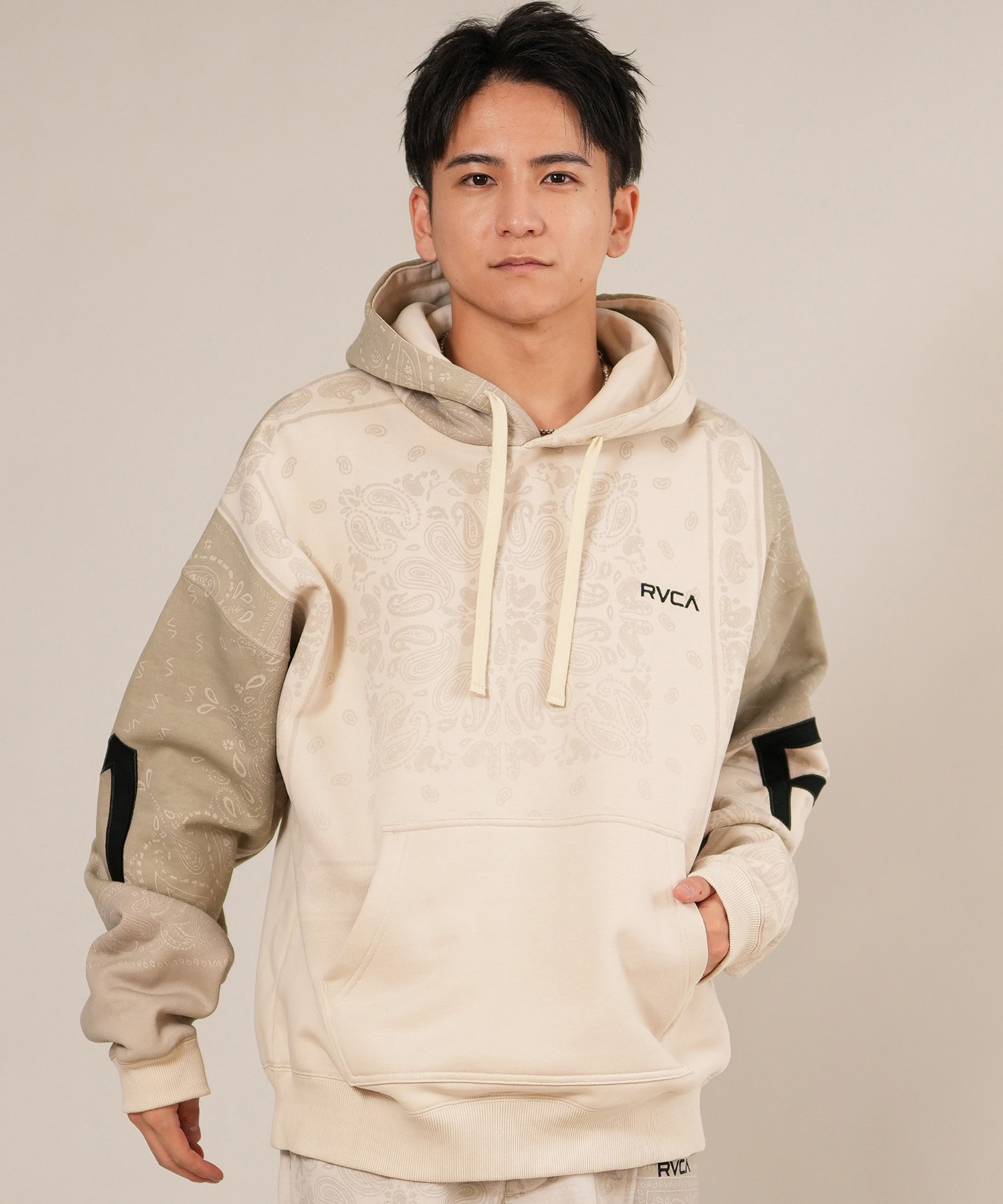 RVCA ルーカ プルオーバー パーカー メンズ バックプリント 裏起毛 BACK SIDE ARCH RVCA HD BF042-015(BLK-S)