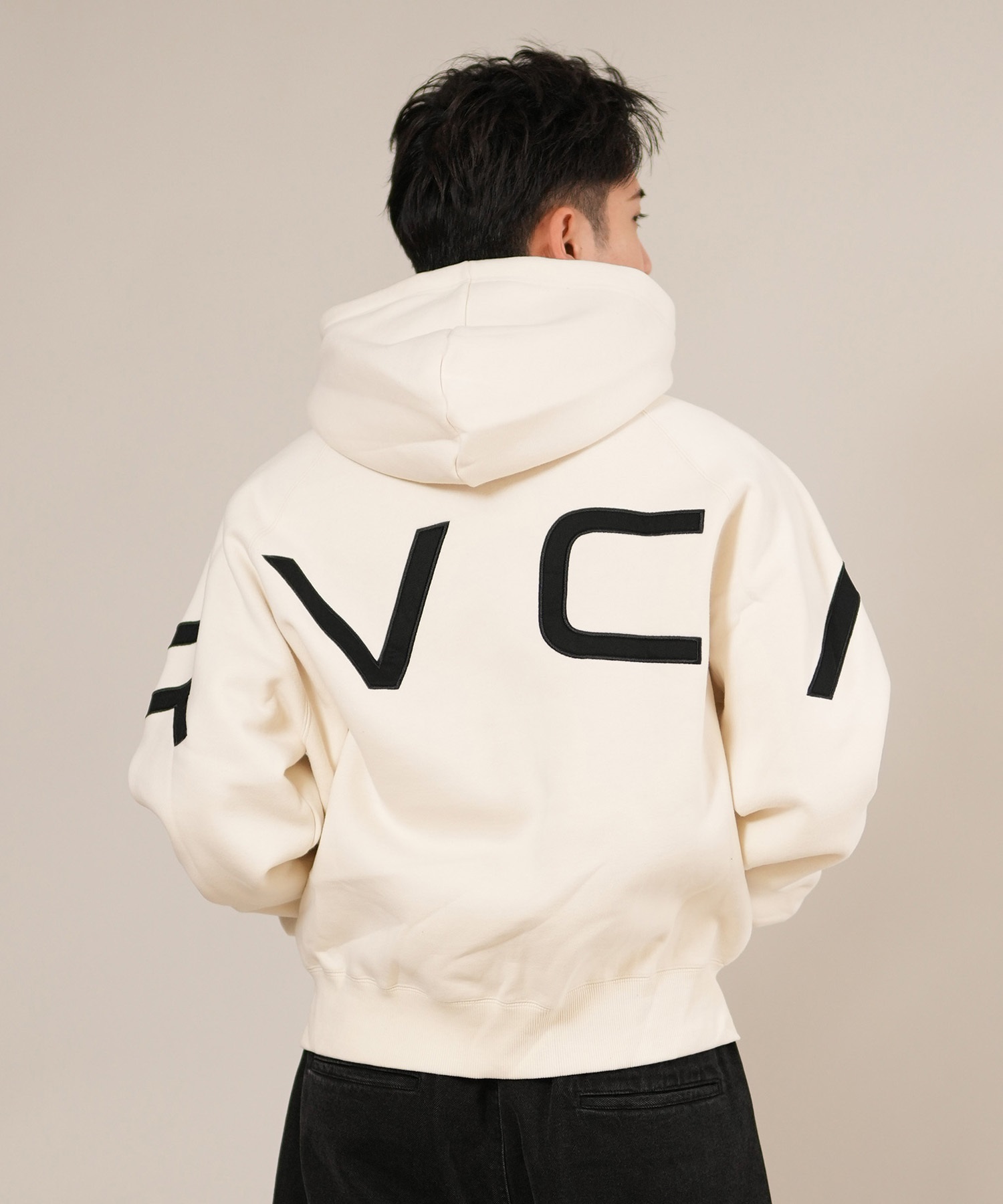 RVCA ルーカ ジップアップ パーカー メンズ ロゴ ARCH BACK SIDE ZIP RVCA ルーカ ジップアップ パーカー メンズ ロゴ ARCH BACK SIDE ZIP