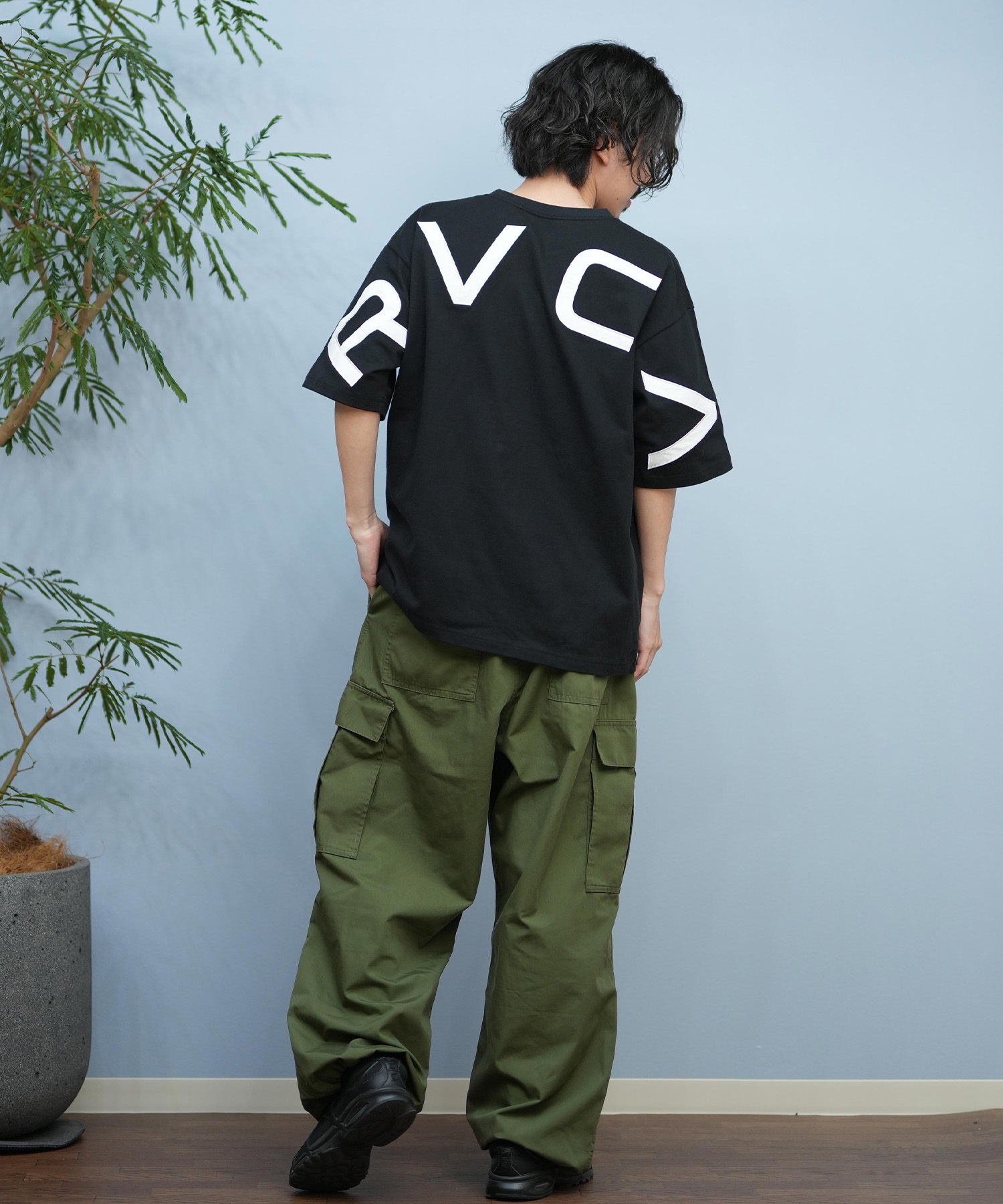 RVCA ルーカ 半袖 Tシャツ メンズ バックプリント ブランドロゴ オーバーサイズ BF041-P22(WHT-S)