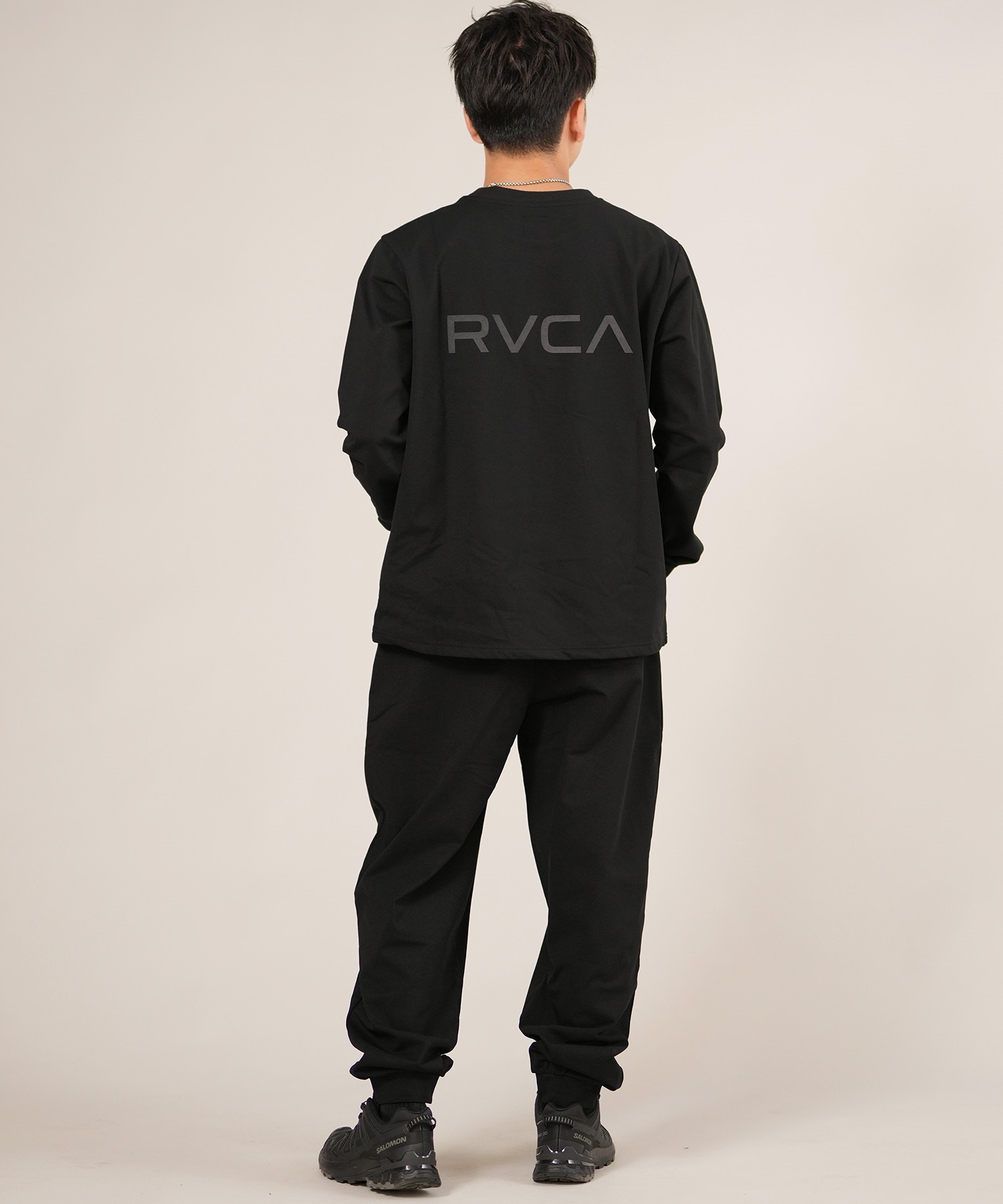 新品 RVCA ルーカ ロゴ ロンT ブラック Sサイズ RVCA（ルーカ） tシャツ ロンTee/長袖Tシャツ ラウンドロゴ オーバー
