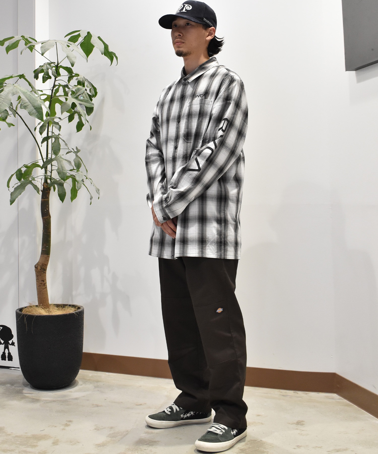 RVCA ルーカ 長袖 シャツ メンズ バックプリント ロゴ チェック NxI