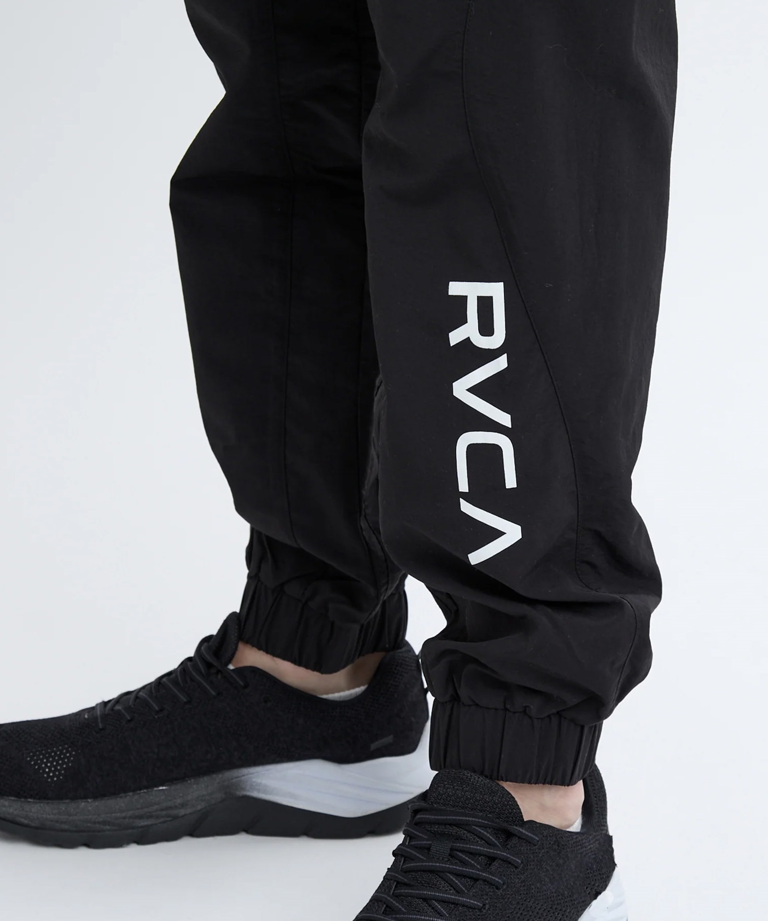 RVCA ルーカ ロングパンツ メンズ ジョガーパンツ 撥水 防風 MIL NYLON PT セットアップ対応 BF042-705(BLK-M)