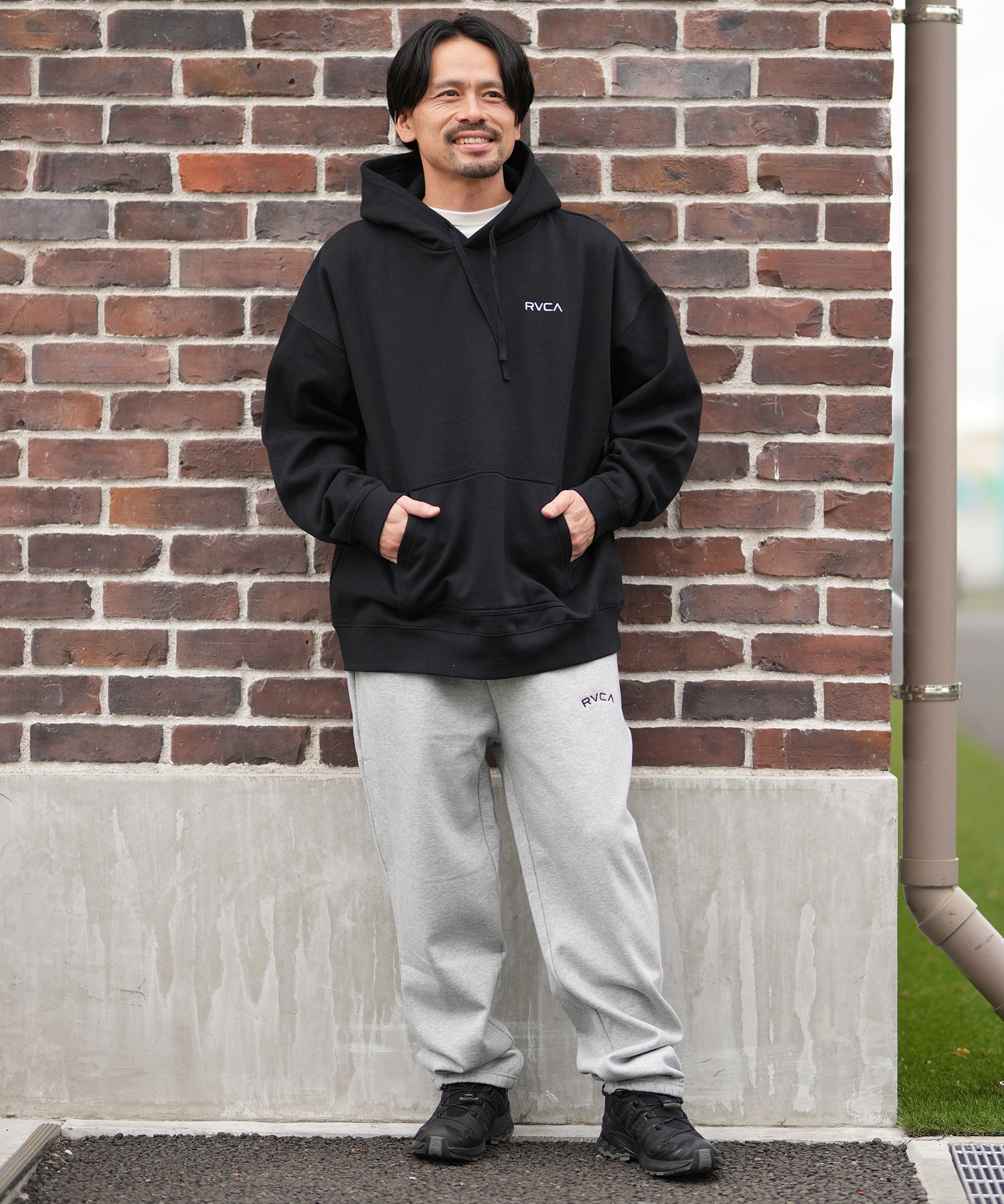 RVCA ルーカ スウェットパンツ ロングパンツ メンズ ウエストゴム ロゴ BACK SIDE ARCH RVCA PT BF042-P70(BLK-M)