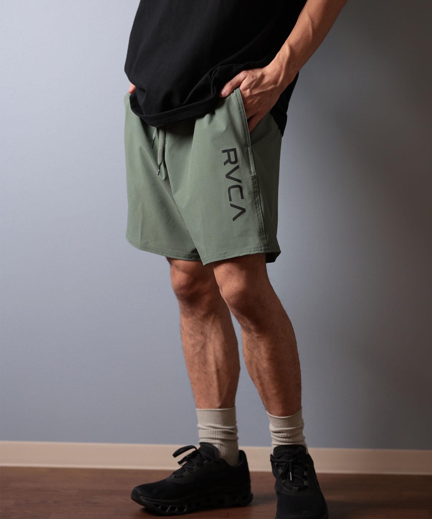 RVCA ルーカ ショートパンツ メンズ 水着 ボードショーツ トランクス 水陸両用 ELASTIC BS BF041-530(BLK-S)