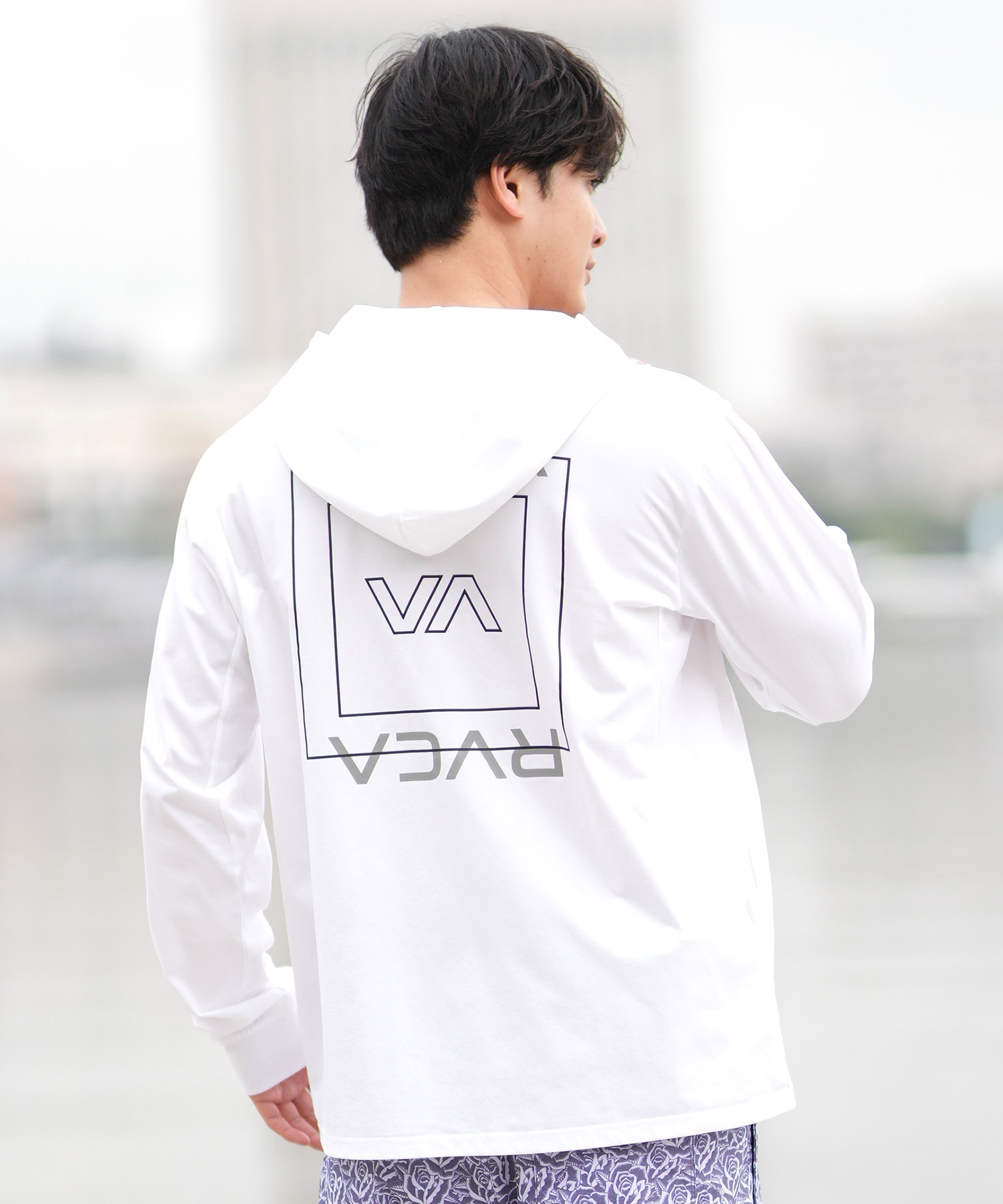 RVCA ルーカ 水着 ラッシュガード ジップアップ パーカー メンズ 長袖 バックプリント 水陸両用 UVカット 吸水速乾 BF041-P85(WHT-S)