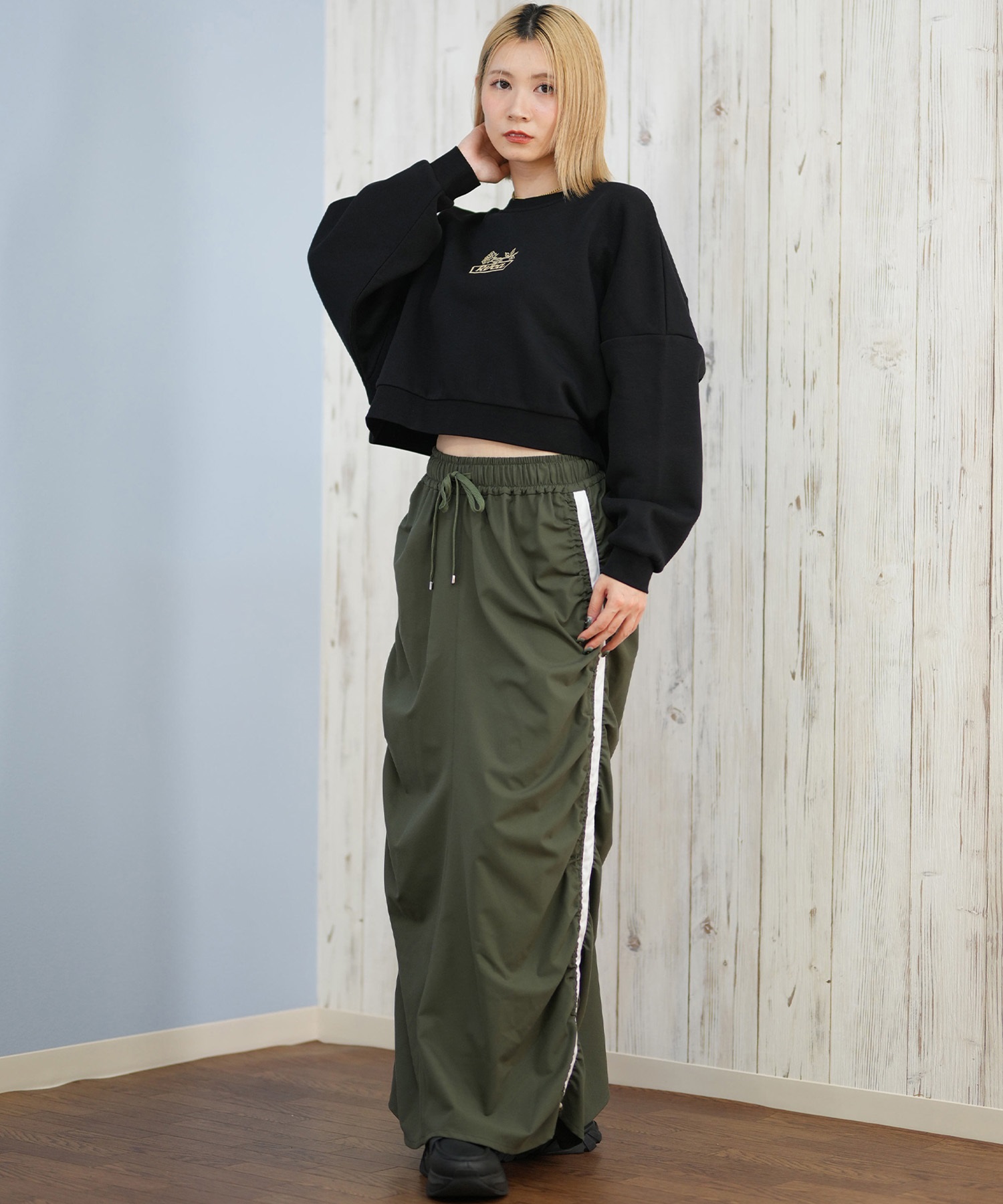 RVCA ルーカ トレーナー スウェット レディース ロゴ クロップド丈