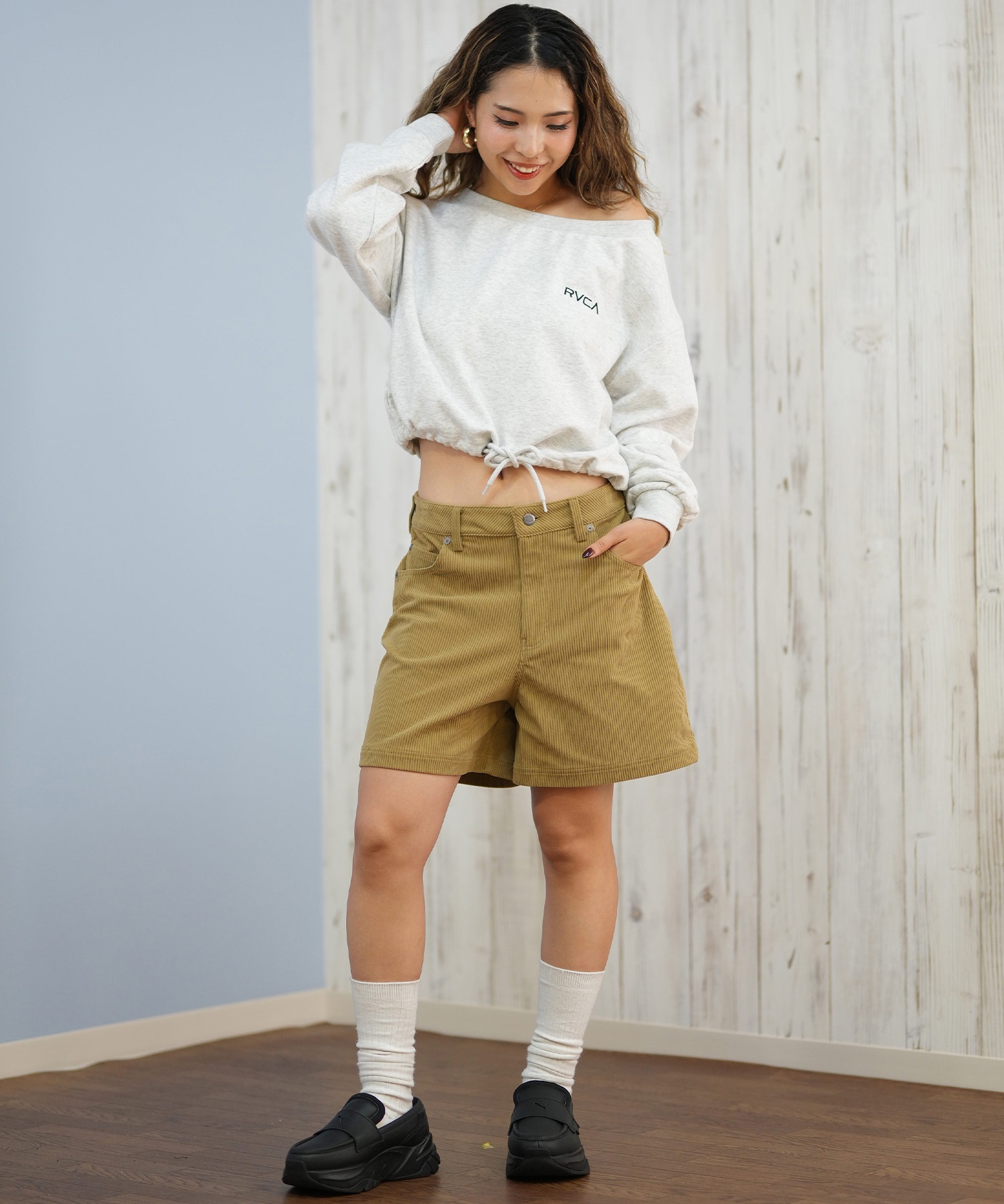 RVCA ルーカ トレーナー スウェット レディース クロップド丈 ショート