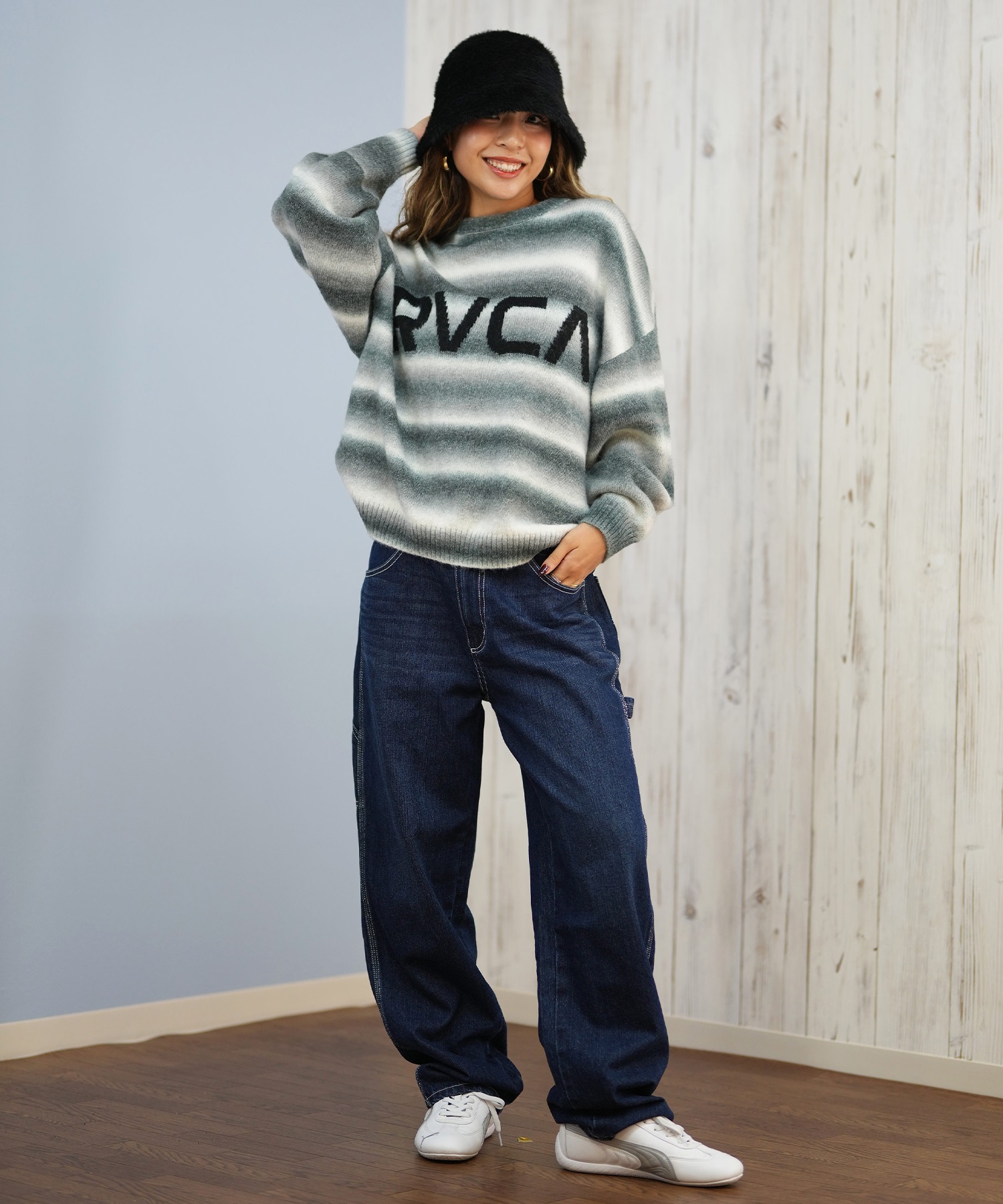 RVCA ルーカ ニット セーター レディース クルーネック ロゴ ボーダー グラデーション RS BIG RVCA KNIT BF044-651(BLK-M)