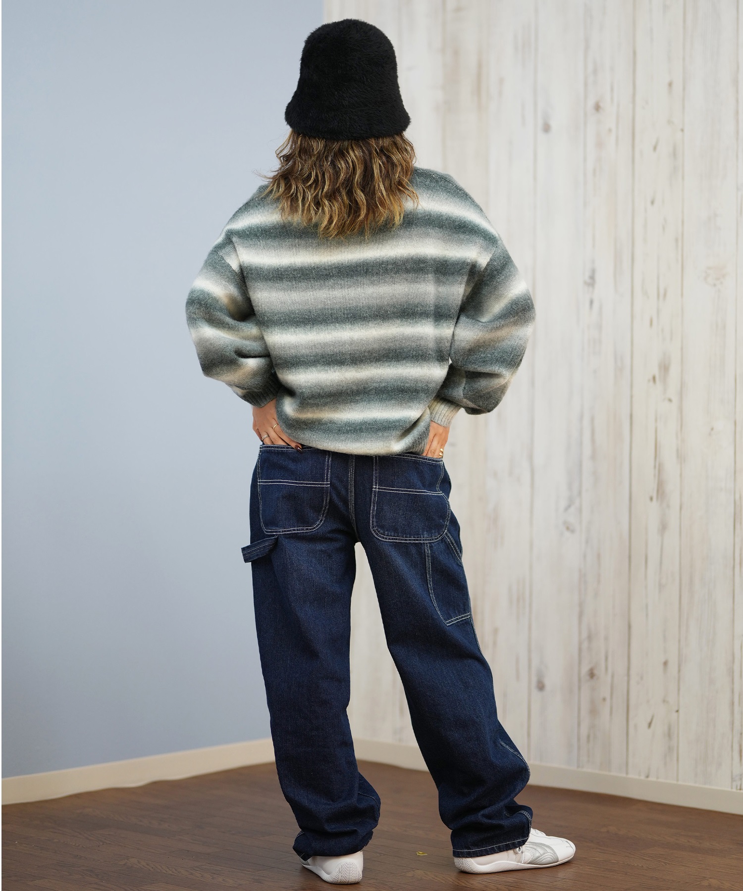 RVCA ルーカ ニット セーター レディース クルーネック ロゴ ボーダー グラデーション RS BIG RVCA KNIT BF044-651(BLK-M)