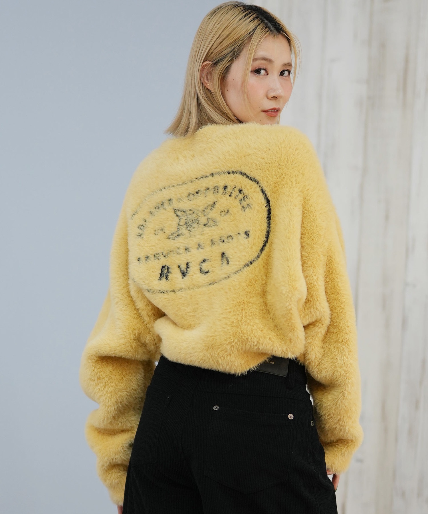 RVCA ルーカ ニット セーター レディース クロップド丈 ショート丈