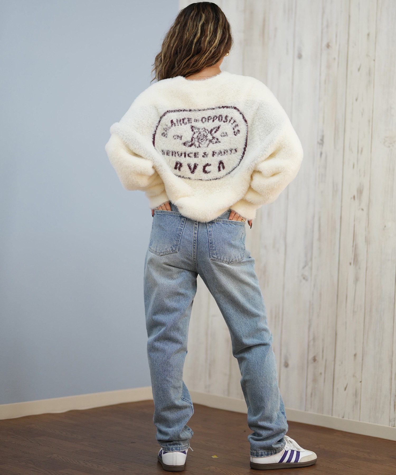 RVCA ルーカ ニット セーター レディース クロップド丈 ショート丈 ロゴ LOOSE FIT JQ KNIT BF044-652(BLK-M)