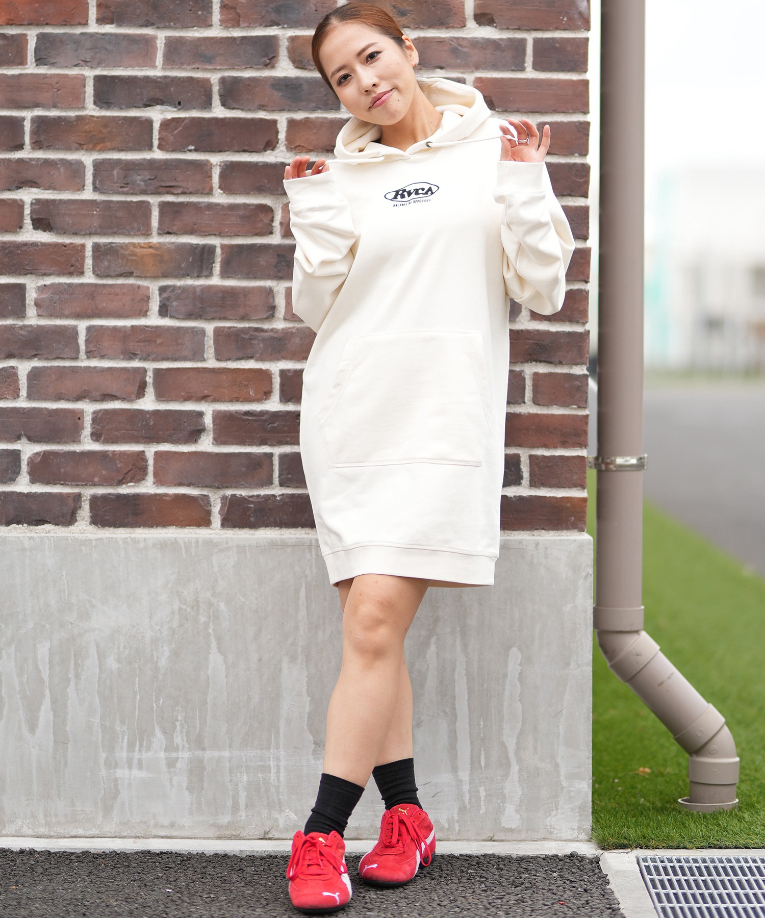 RVCA ルーカ ワンピース レディース シンプル ロゴ 裏毛 CLASSIC