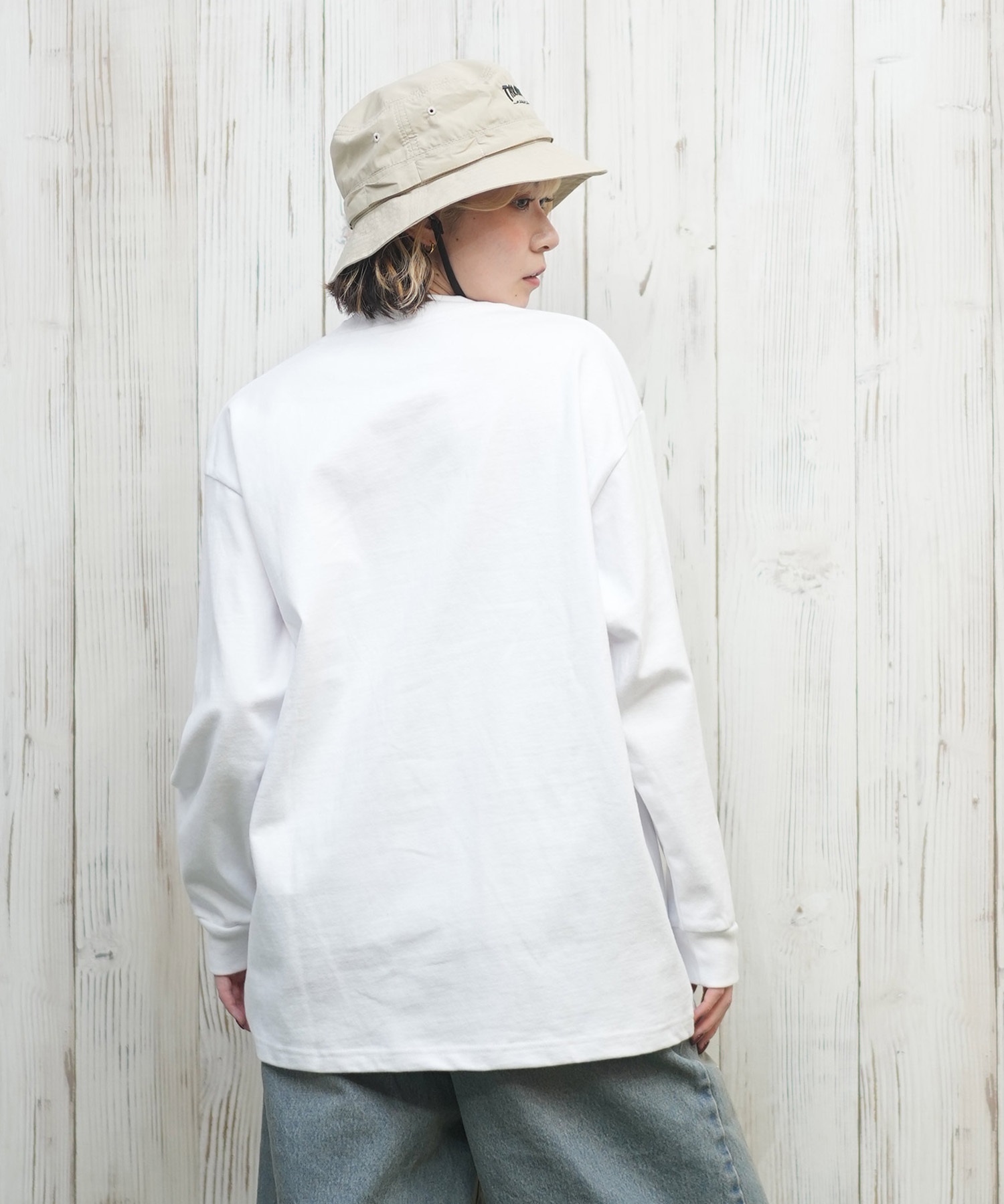 ルーニー★新品★903★ロングT★白カモ【XLサイズ】トム&ジェリー★バイブス★バンソン★アメリカンロングリバー55★モーターサイクル AVIREX アヴィレックス 783-3230060 サーマル 長袖Ｔシャツ