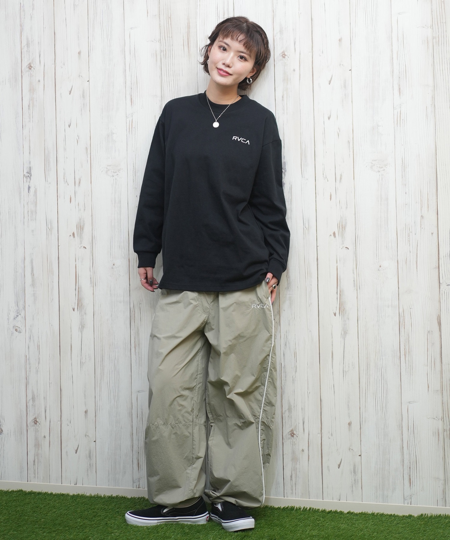 RVCA ルーカ レディース 長袖 Tシャツ バンダナ柄ロンT BF043-051 RVCA ルーカ レディース 長袖 Tシャツ バンダナ柄ロンT BF043