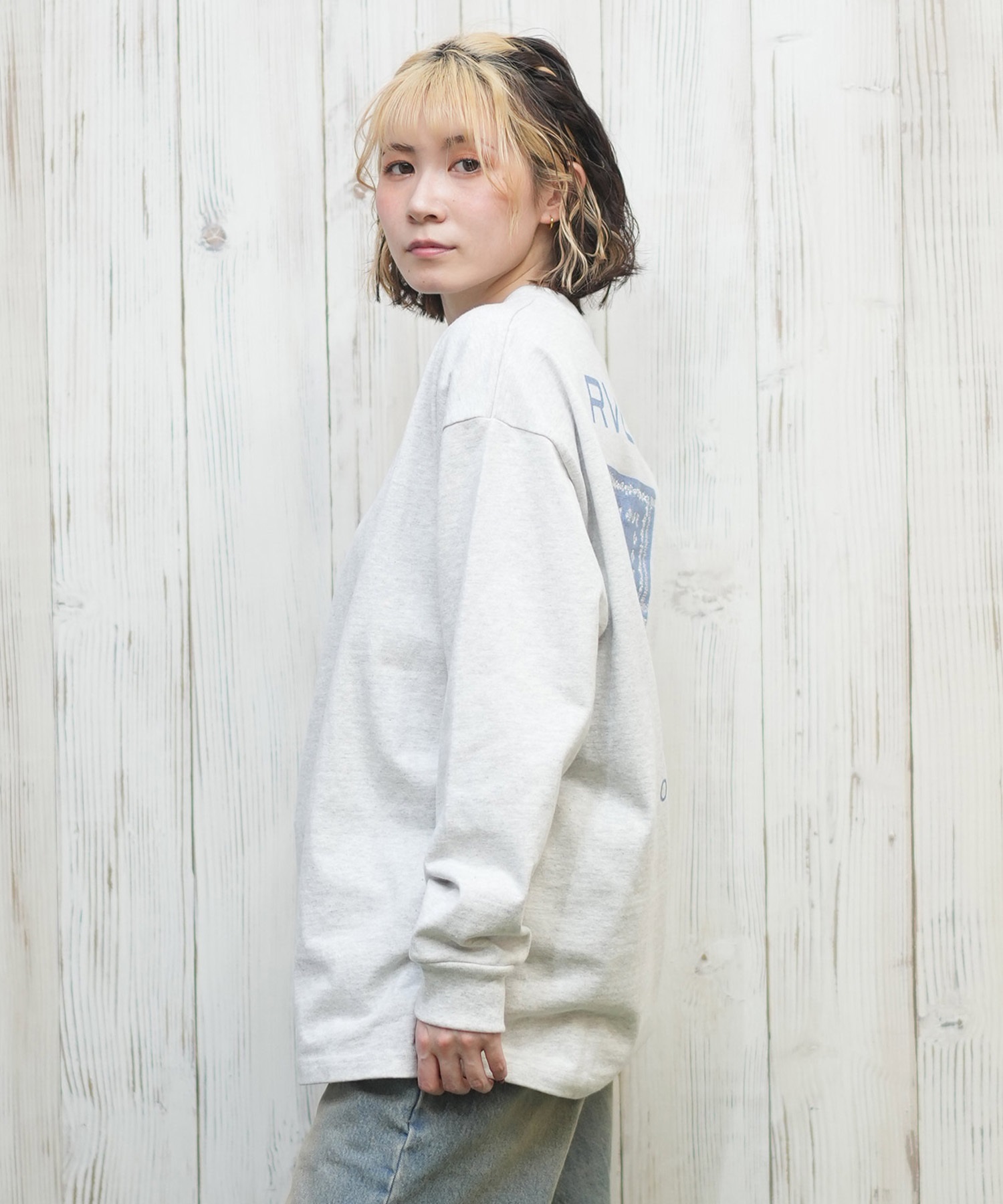 RVCA ルーカ レディース 長袖 Tシャツ バンダナ柄ロンT BF043