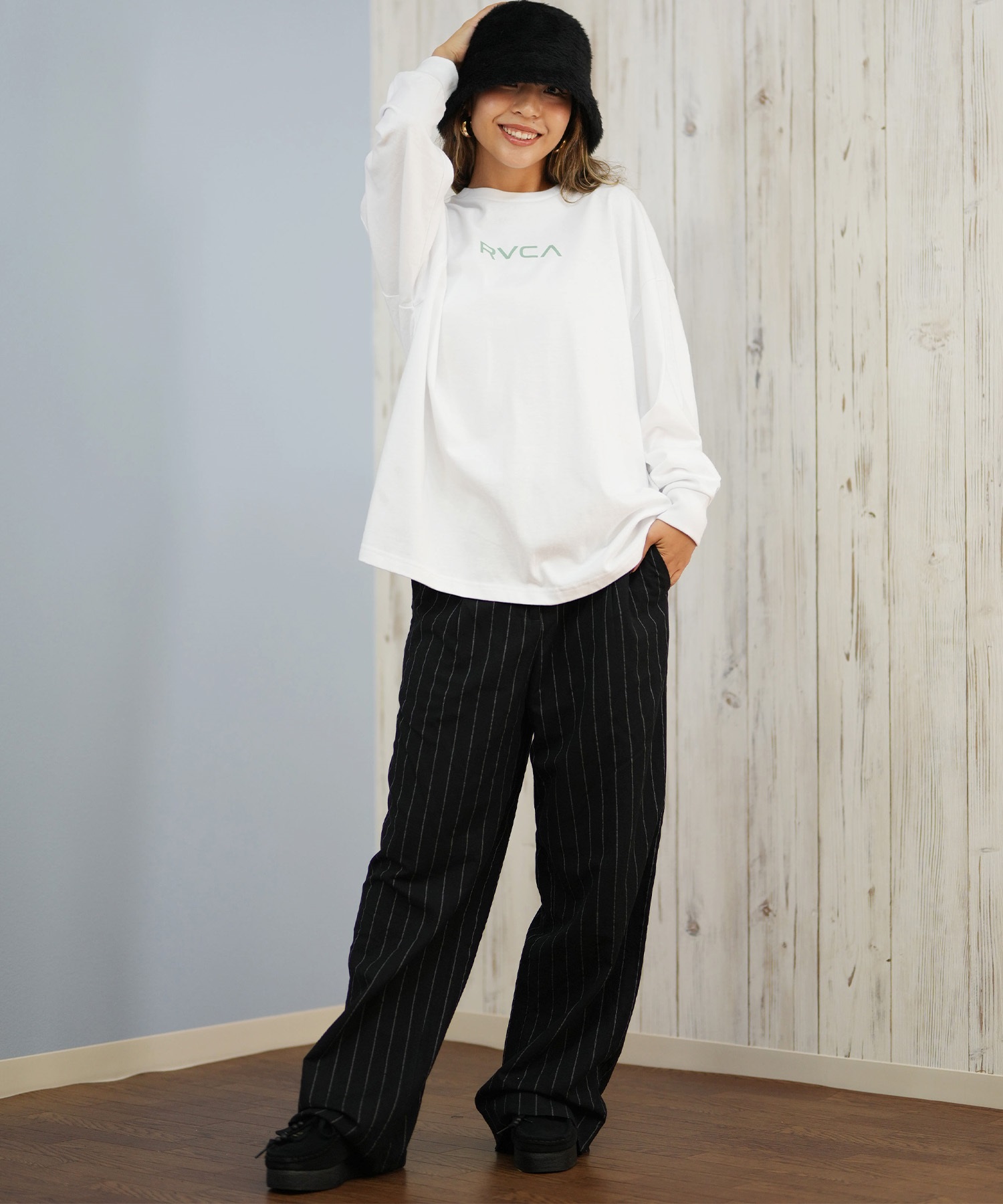RVCA ルーカ 長袖 Tシャツ ロンT レディース バックプリント バンダナ