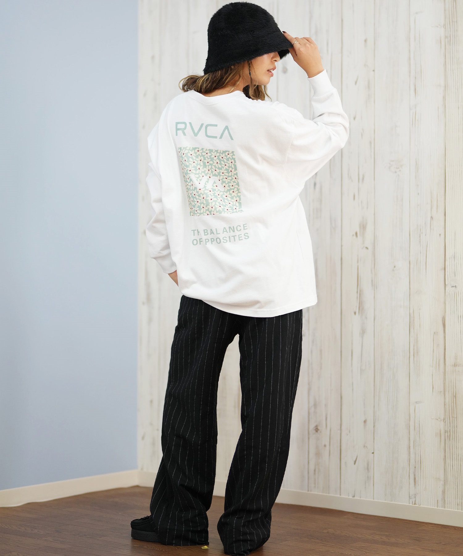 RVCA ルーカ 長袖 Tシャツ ロンT レディース バックプリント バンダナ