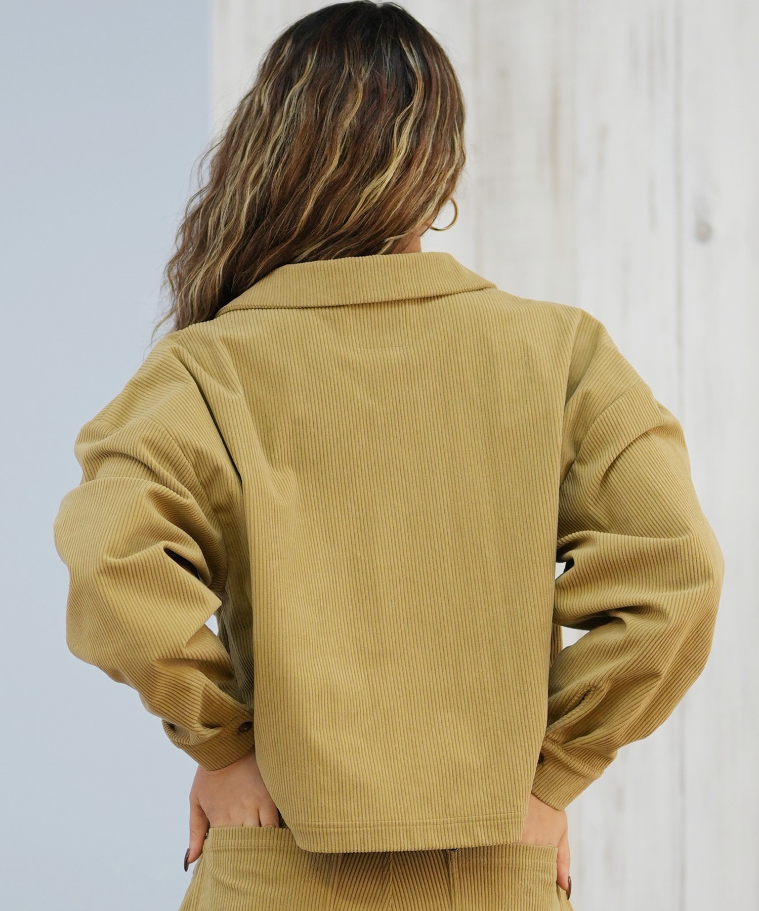 RVCA ルーカ 長袖 シャツ レディース クロップド丈 ショート丈 