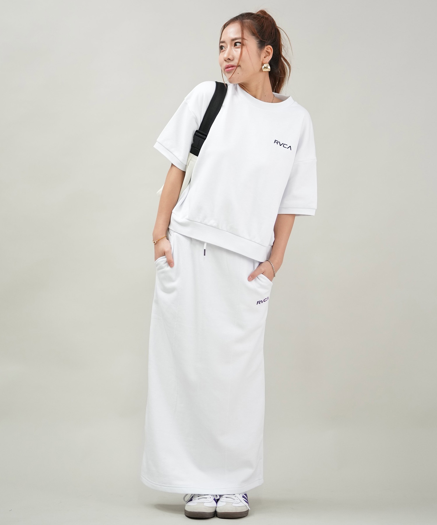 New Balance トレーナー スカートセット awj31187set_03.jpg