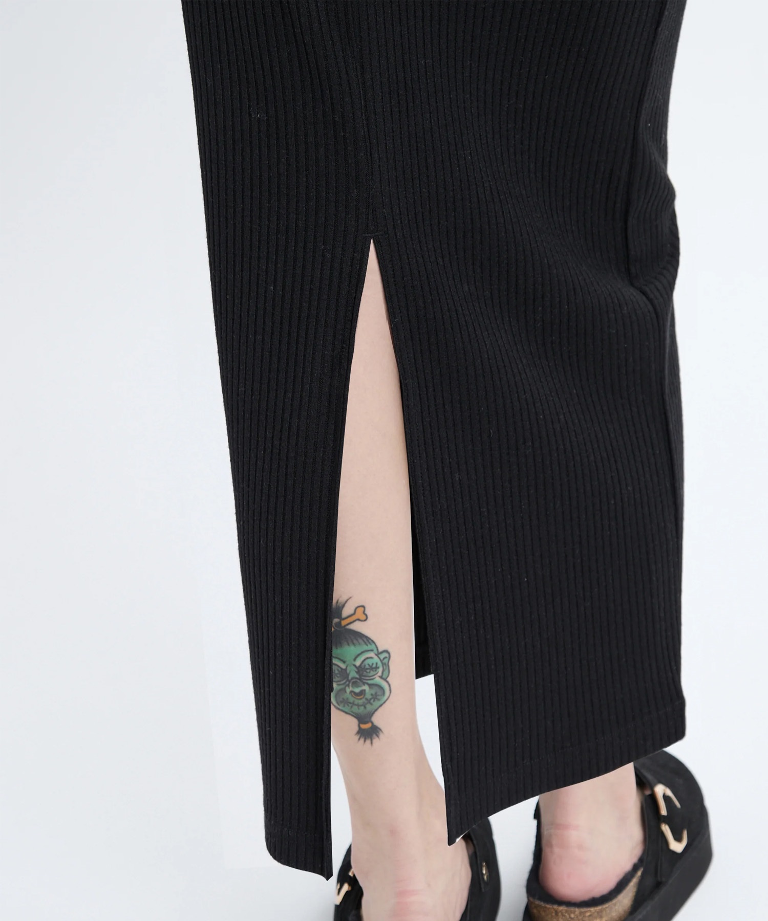 RVCA ルーカ スカート レディース リブニット マキシ丈 Hライン ペンシルスカート ロゴ ワンポイント MAXI PENCIL SKIRT BF044-601(BLK-M)