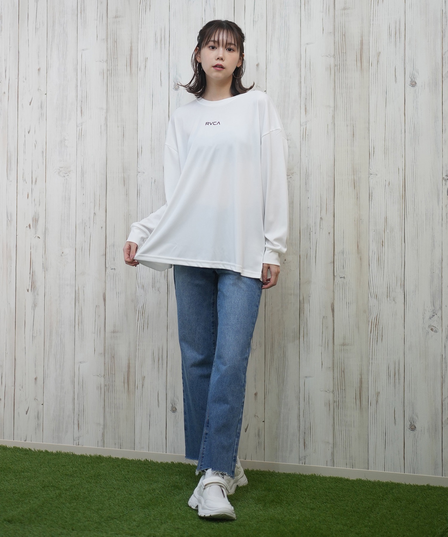 RVCA ルーカ ラッシュガード レディース 長袖 Tシャツ ロンT バックリボン 水陸両用 UVカット BACK SPLIT LS BF043-053(WHT-M)