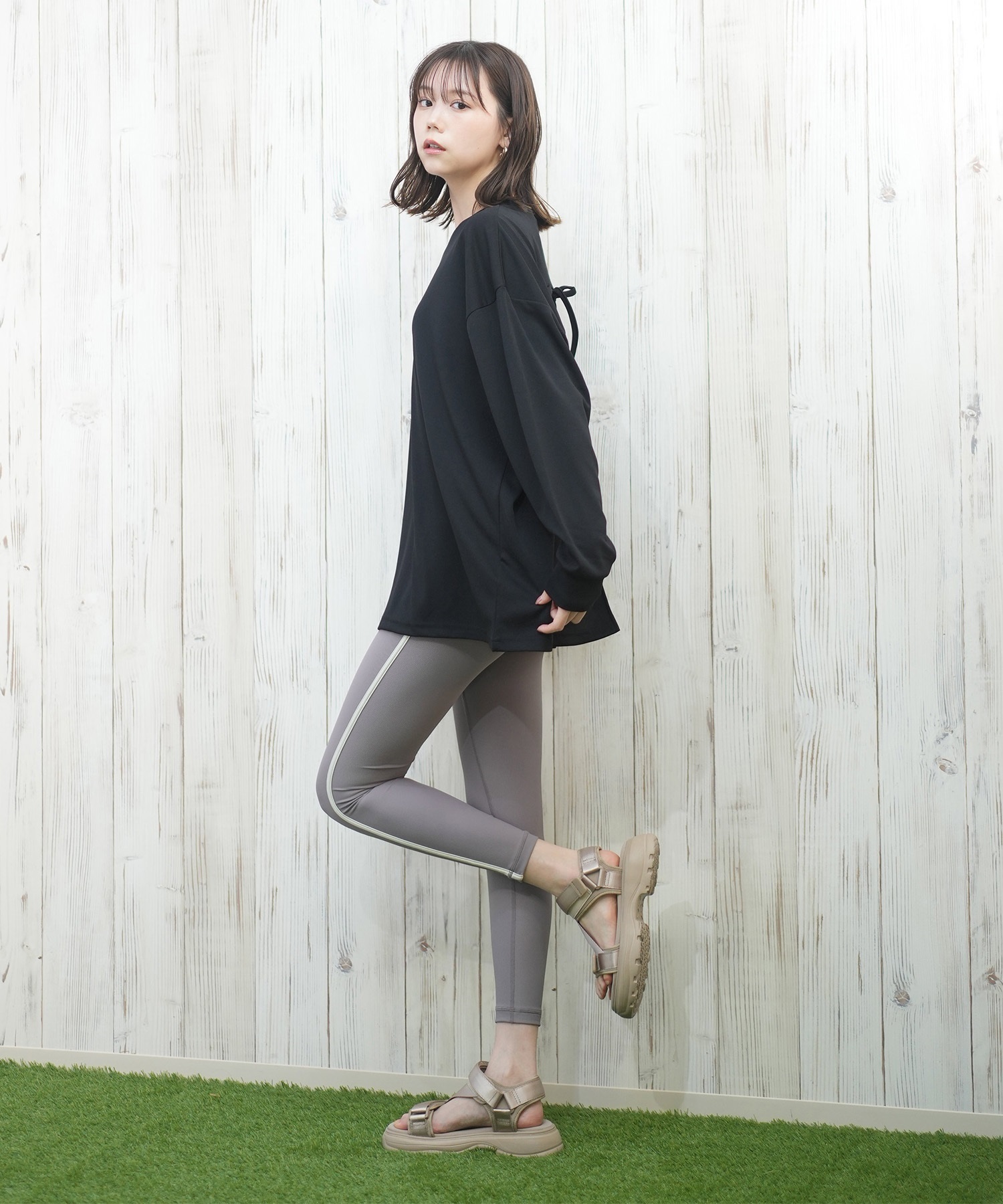 RVCA ルーカ ラッシュガード レディース 長袖 Tシャツ ロンT バックリボン 水陸両用 UVカット BACK SPLIT LS BF043-053(WHT-M)